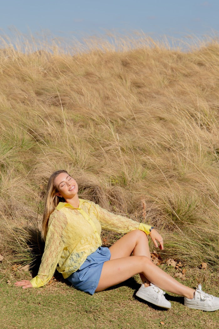 Kathryn Classic Button-Up, Yellow Lace