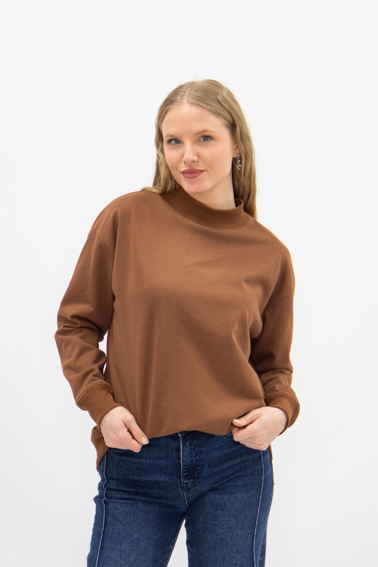 Mock Neck Sweatshirt, Brown