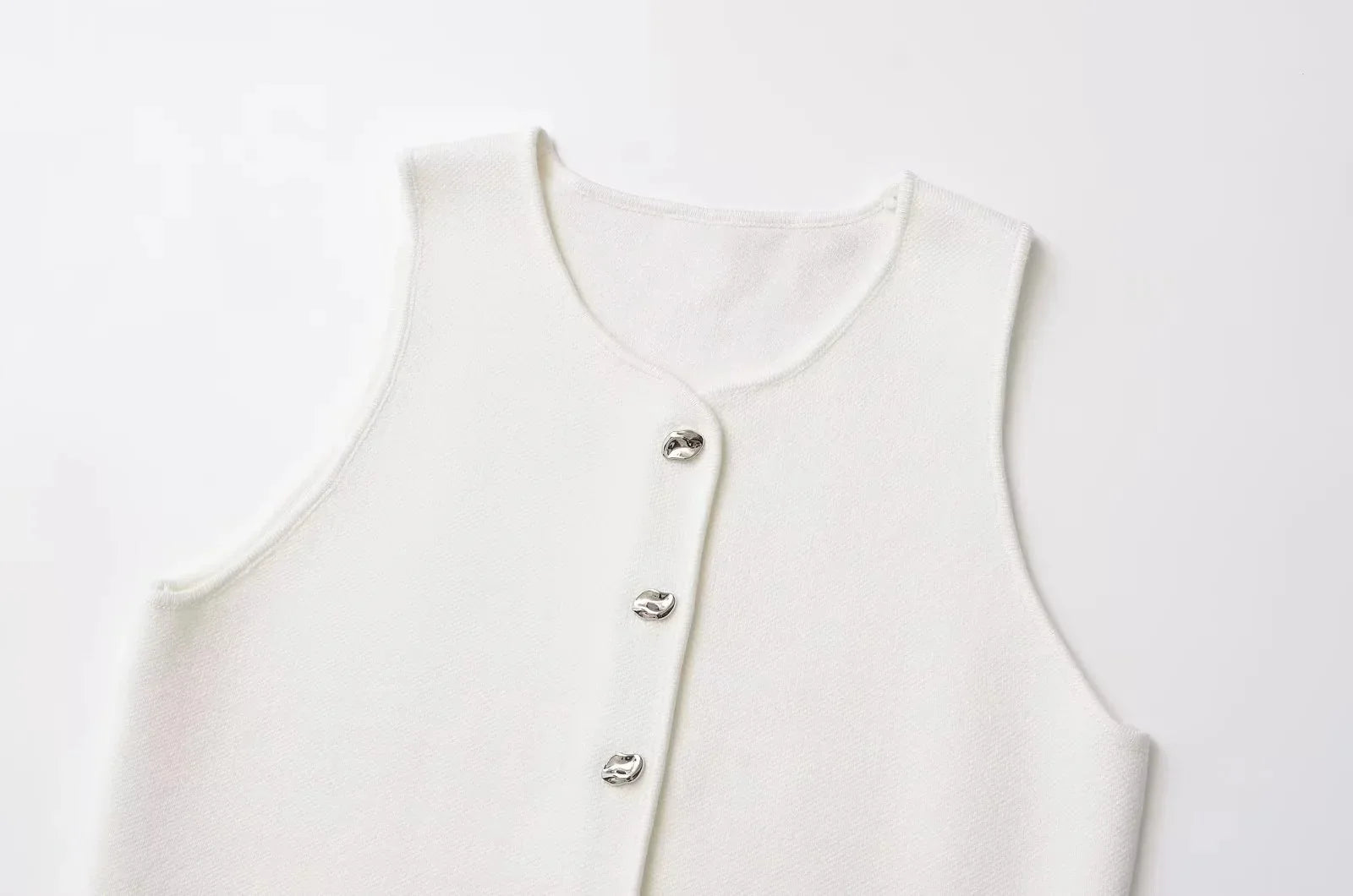 Ropa Mujer Winter 2025 New Outerwear Knit Vest Sleeveless Cropped Woman White Vest Asymmetrical Slim Sweater Vests Tops кардиган