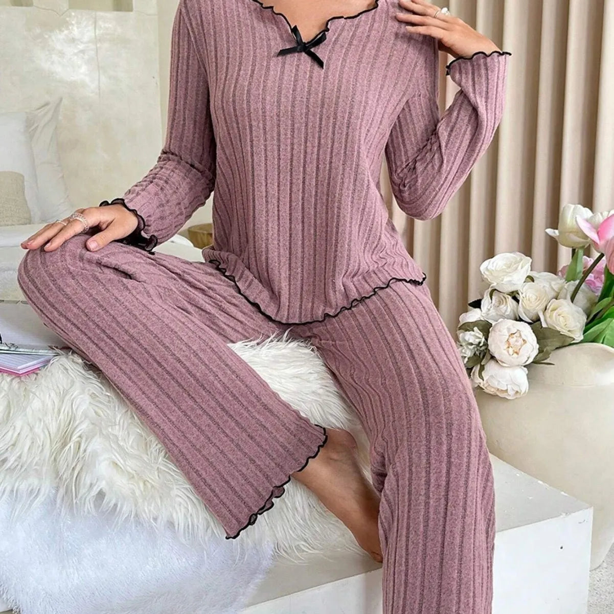 Flannel Warm Sleepwear Women Casual Pajamas Set Long Sleeve T-shirt Top and Trousers Set Homewear Autumn Winter Loungewear