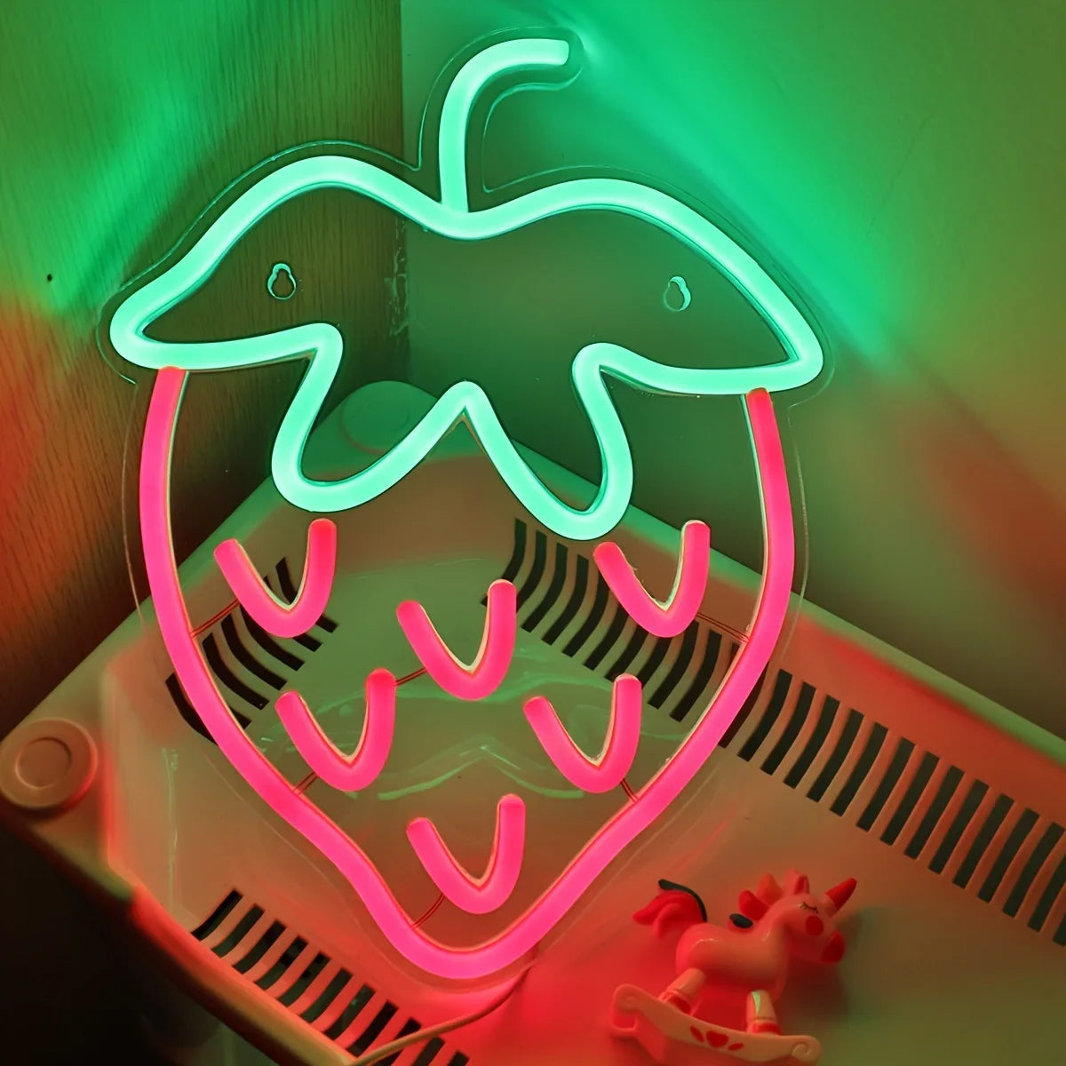 Strawberry Neon Sign LED Neon Light Wall Decor for Bdroom Game Room Store Party Kitchen Restaurant Club Gift for Friend