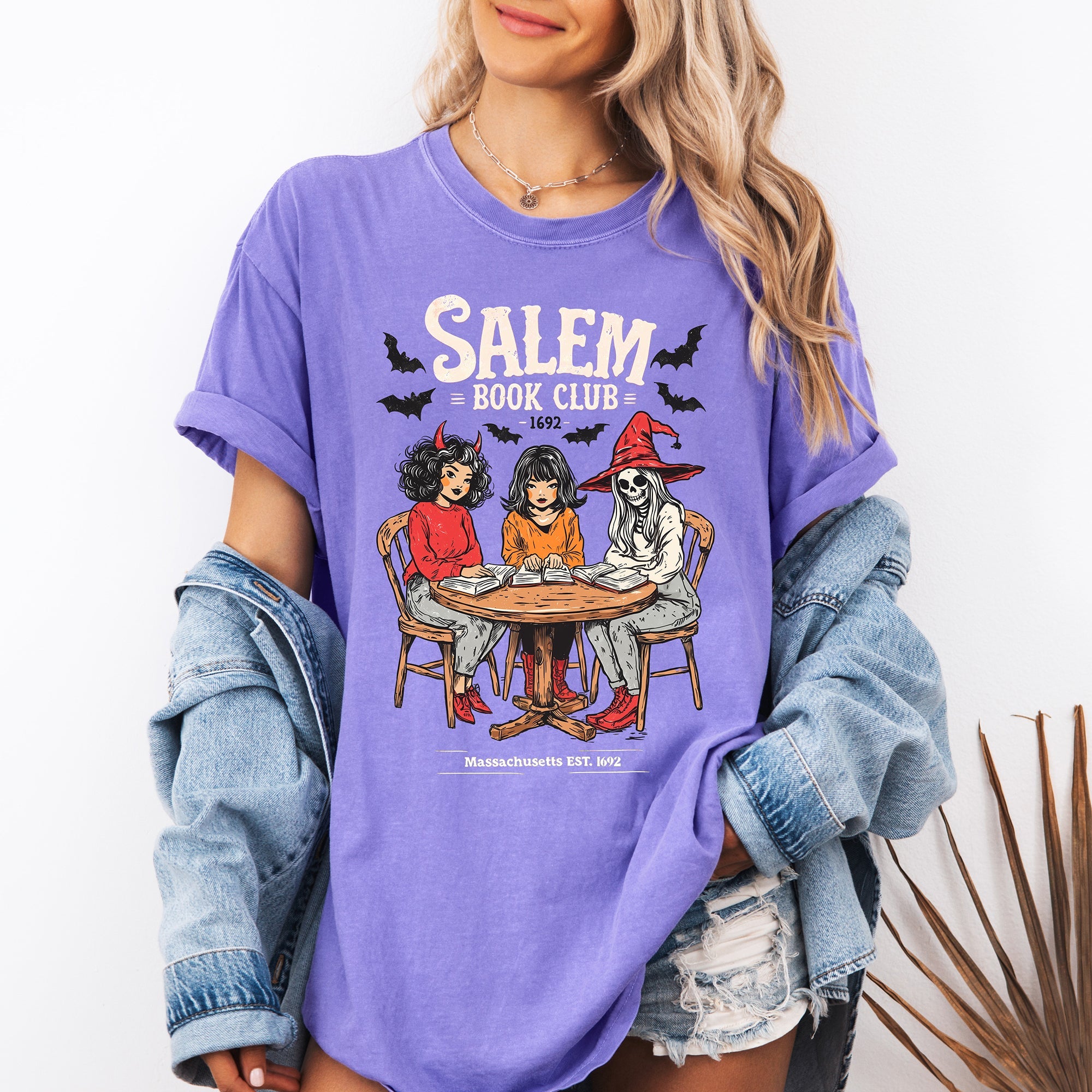 Salem Book Club Cat Retro Halloween Reading Library BookTok Edition Comfort Colors Tee