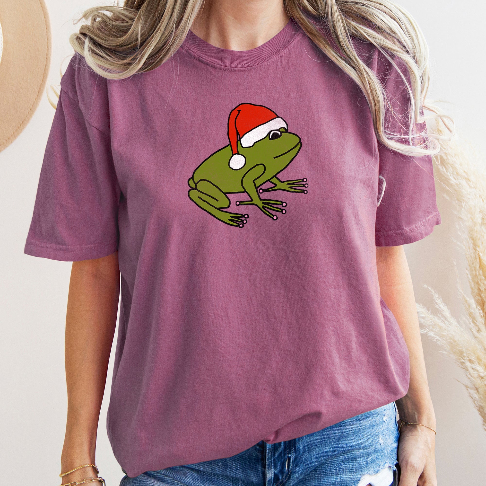 Santa Frog Christmas Retro Toad Holiday Edition Classic Cartoon Style Comfort Colors Tee