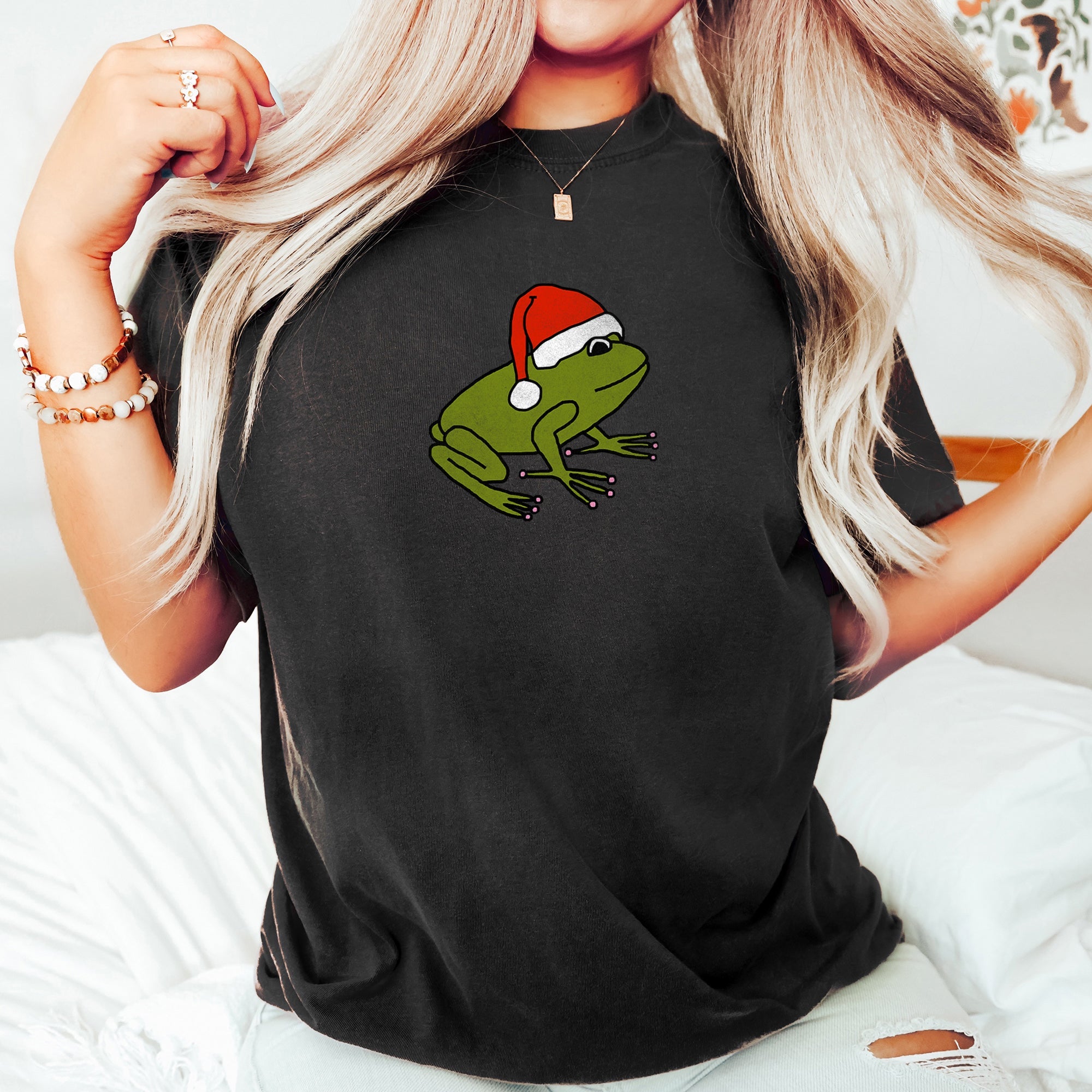Santa Frog Christmas Retro Toad Holiday Edition Classic Cartoon Style Comfort Colors Tee