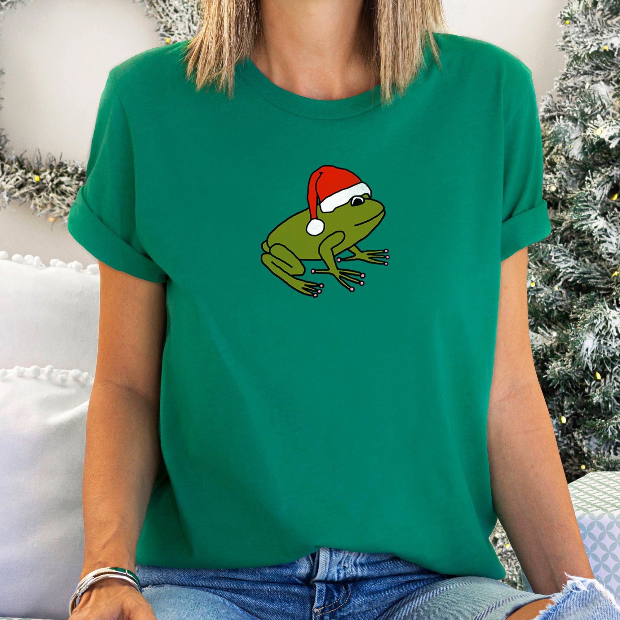 Santa Frog Christmas Retro Toad With Vintage Holiday Pop Art Illustration For A Festive Look Graphic Tee