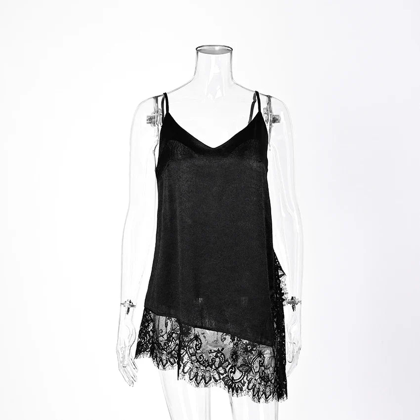 Linad Elegant Satin Apricot Spaghetti Strap Camisole Street Chic Lace Split Vest Female Casual Silk Tops Women 2025 Summer Pink