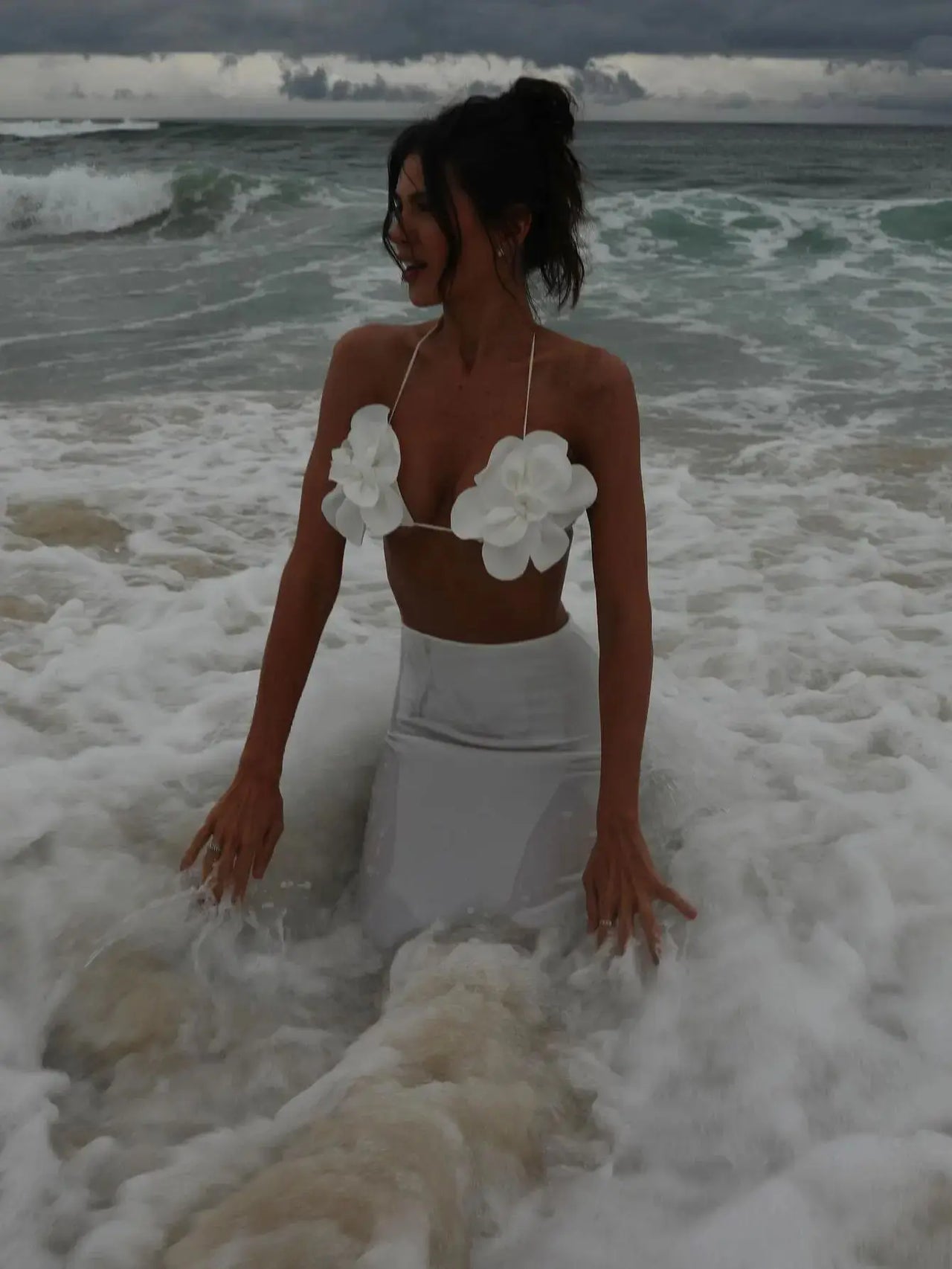 New Women Two Piece Set Skirt Suit 3D Flower Top Skirt Sleeveless Sweet Waist Chic Slit Skirt Beach Dance Robe