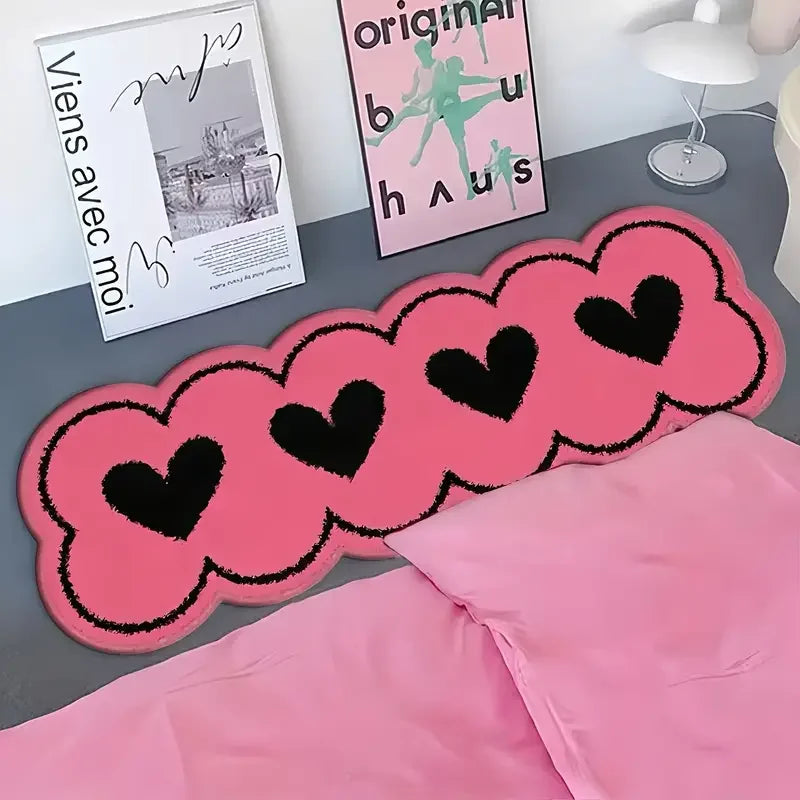 VIKAMA Pink Heart-Shaped Long Strip Floor Mat, Soft And Non-Slip Bedroom Bedside Carpet, Porch Path Carpet For Home Decoration