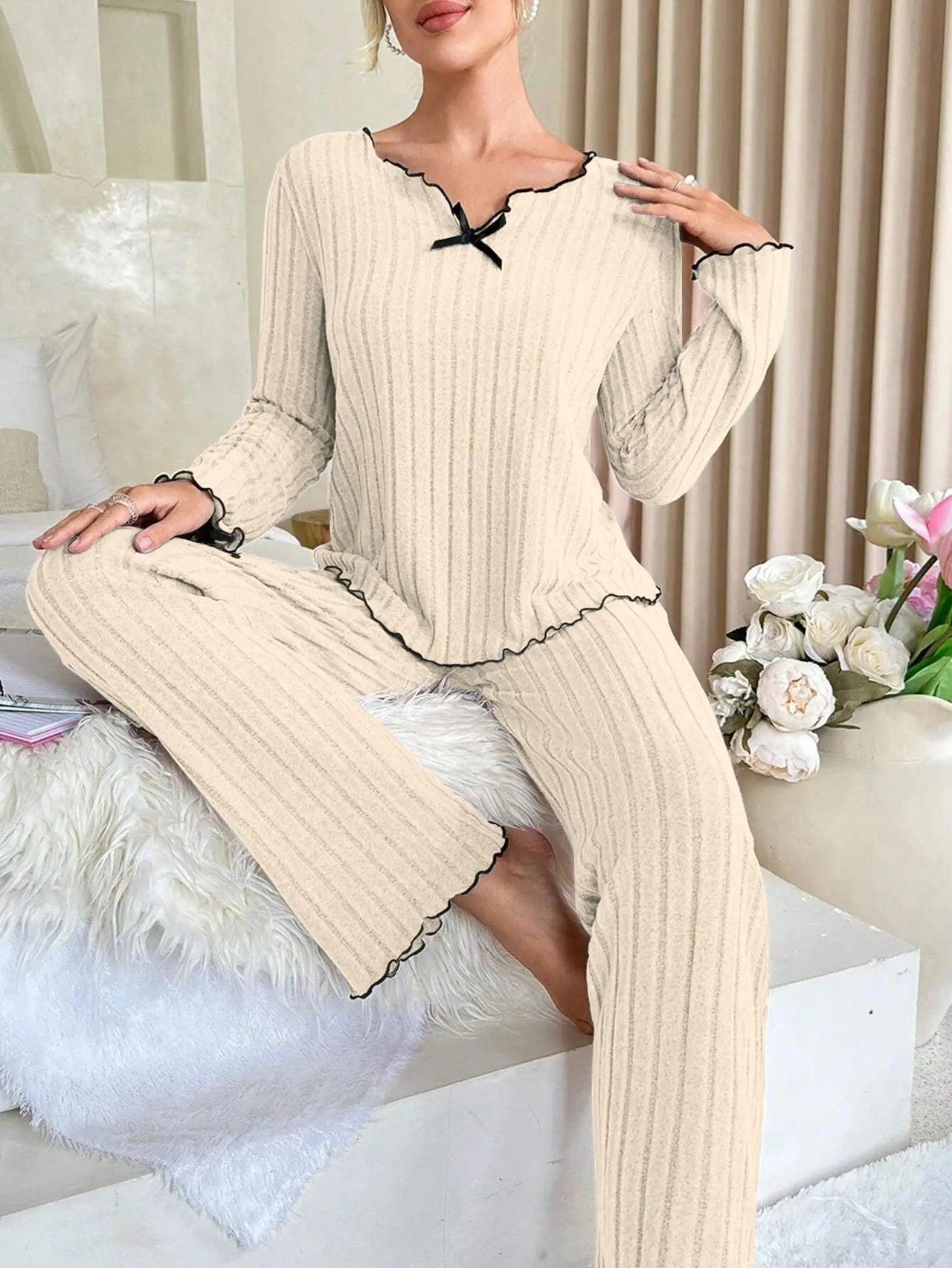 Flannel Warm Sleepwear Women Casual Pajamas Set Long Sleeve T-shirt Top and Trousers Set Homewear Autumn Winter Loungewear