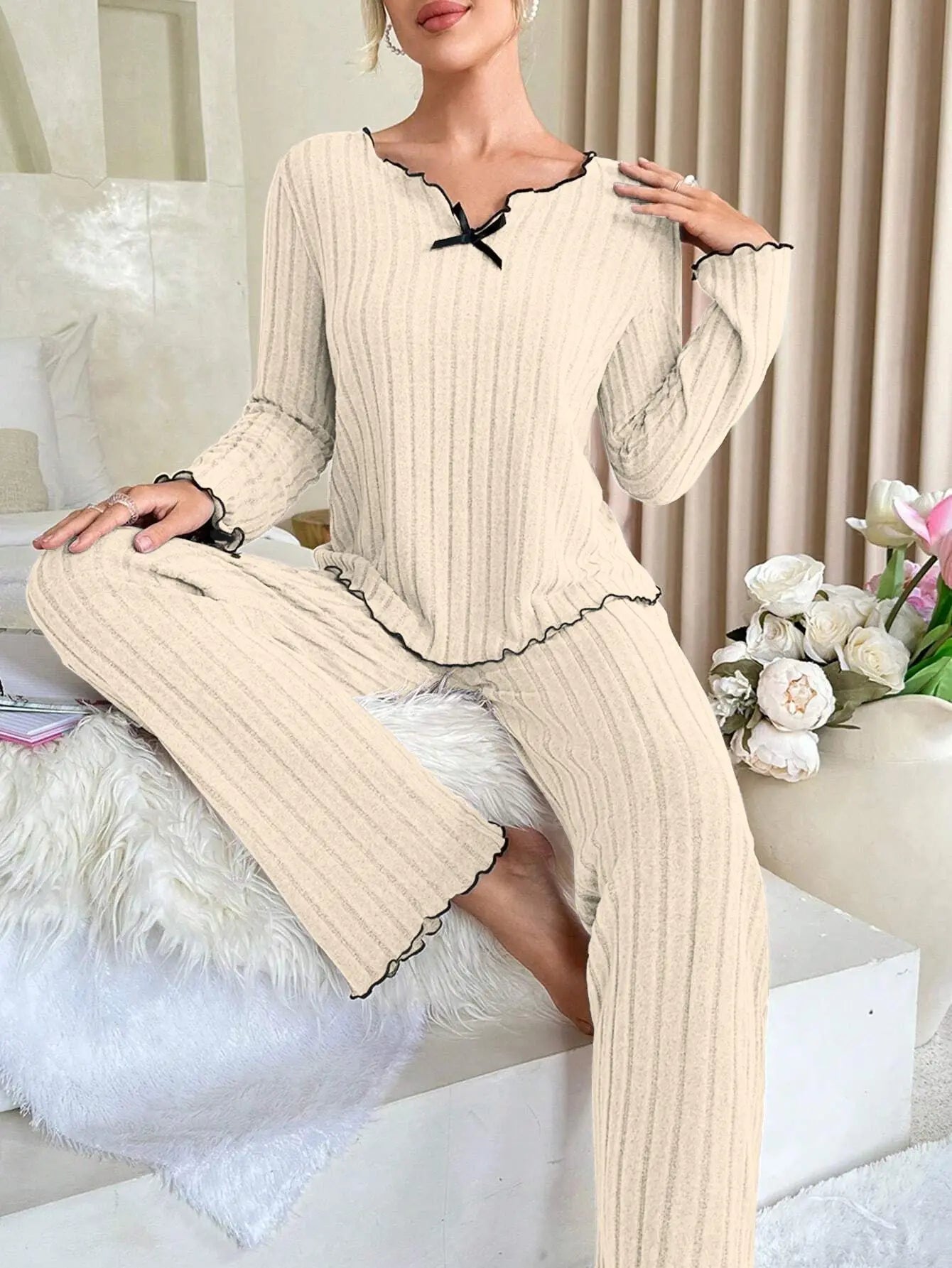 Flannel Warm Sleepwear Women Casual Pajamas Set Long Sleeve T-shirt Top and Trousers Set Homewear Autumn Winter Loungewear