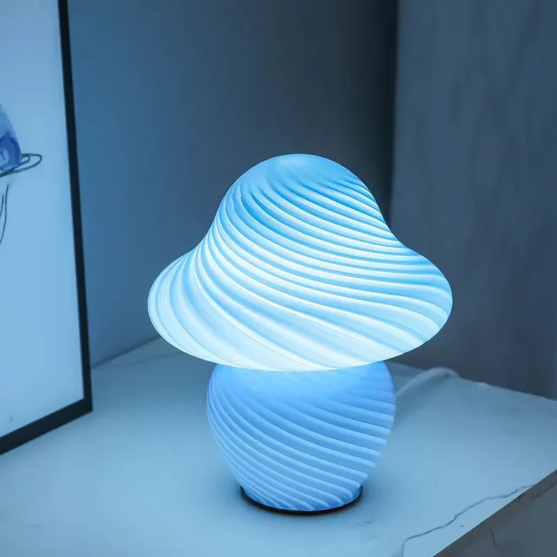 Mushroom LED Table Lamp American Medieval Mushroom Lamp Vintage Striped Glass Table Lamp Retro Bedside Bedroom Atmosphere Light