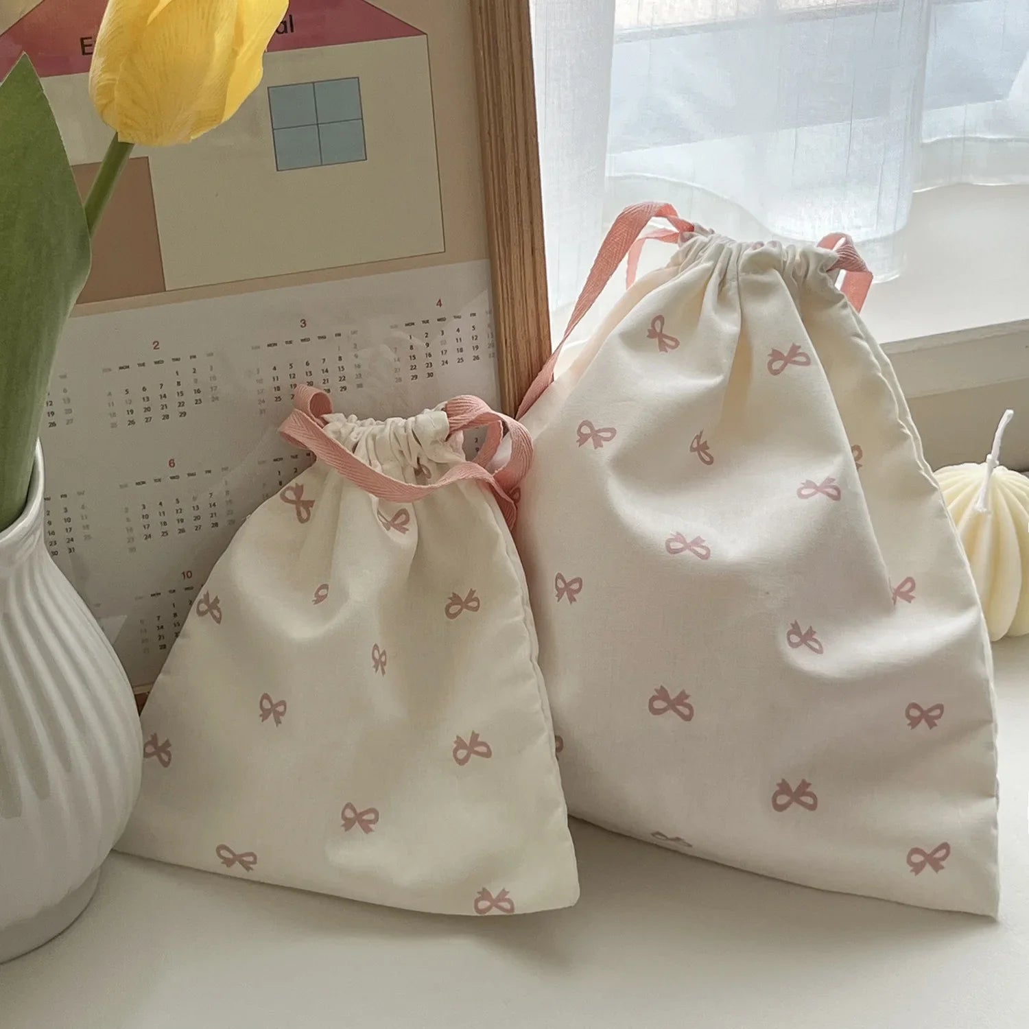 Korean Bow Storage Bag Canvas Sweet Kawaii Girl Artsy Drawstring Bag Lipstick Portable Makeup Bag Travel Organizer Accessories