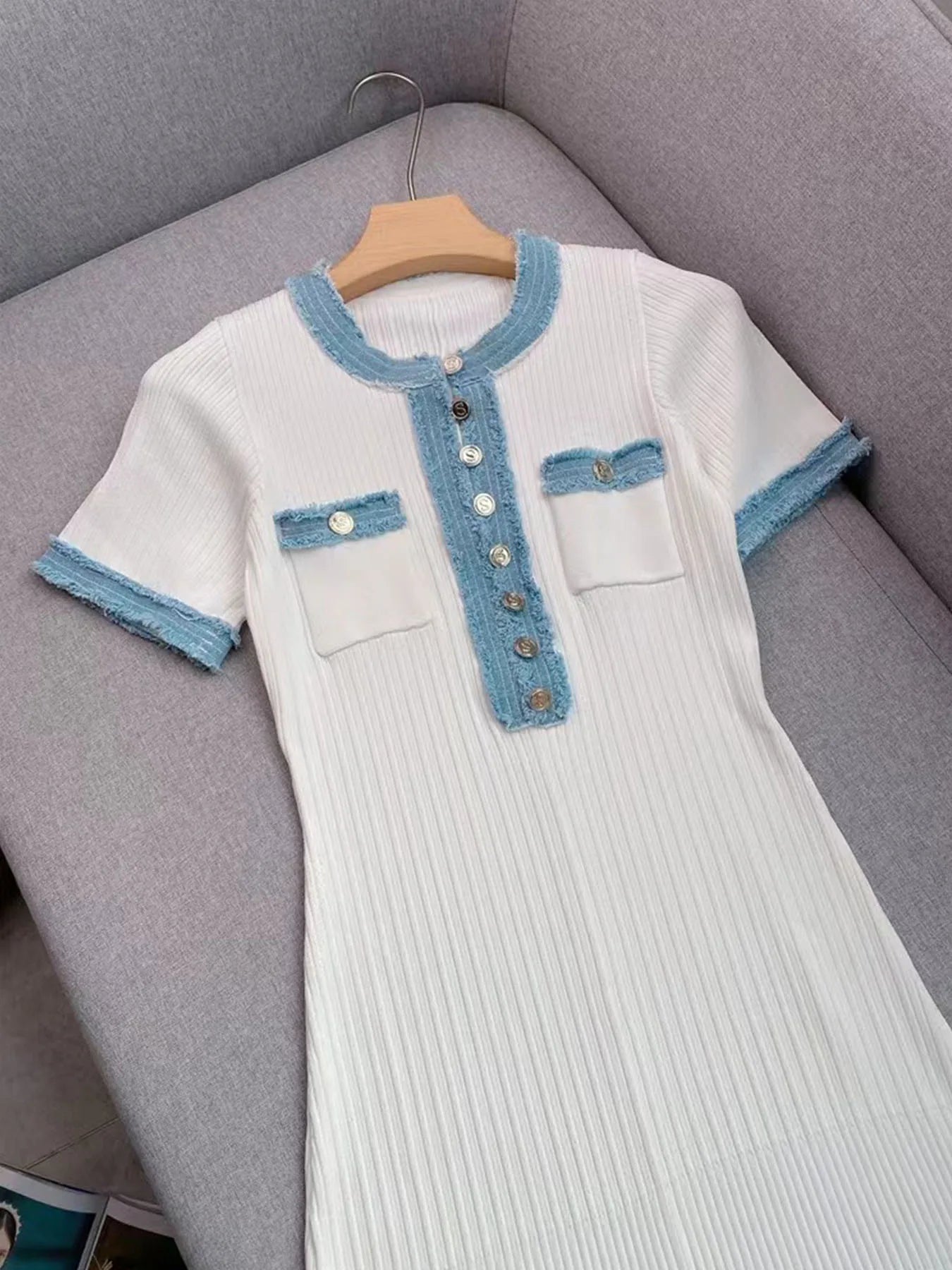 Elegant Contrasting Women Knit Maxi Dress Chic O-neck Short Sleeve Metal Buttons Bodycon Dresses Office Lady Commuting Robe