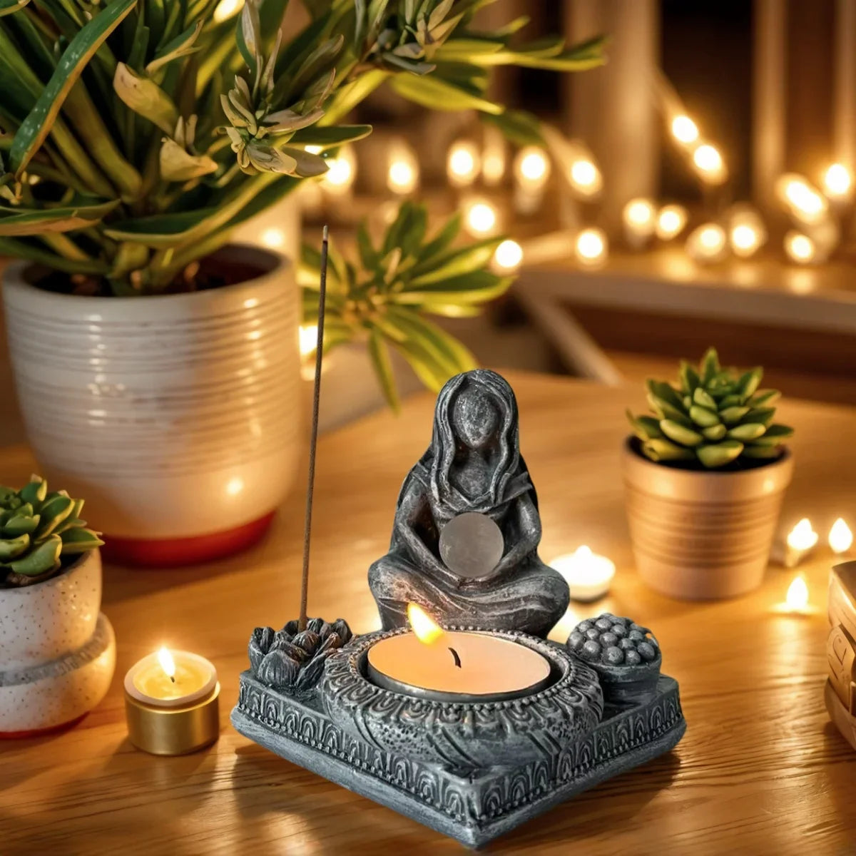 1 Piece of Light Luxury Moon Goddess Candle Holder and Aromatherapy Statue Ornament, Zen Meditation Space Decoration, Desktop Candle and Aromatherapy Holder, Artistic Atmosphere-Enhancing Item