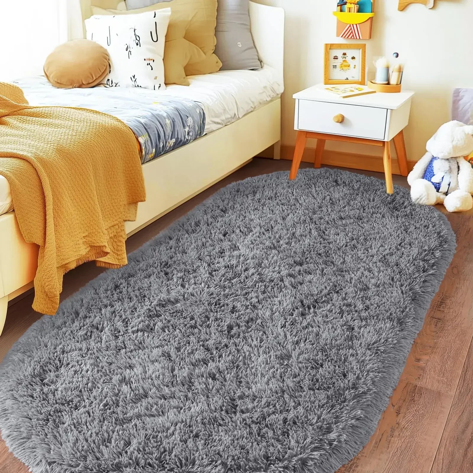 VIKAMA Simple And Soft Fleece Rug Soft And Plush Bedside Rug For Bedroom, Children's Room Floor Mat, Home Decoration
