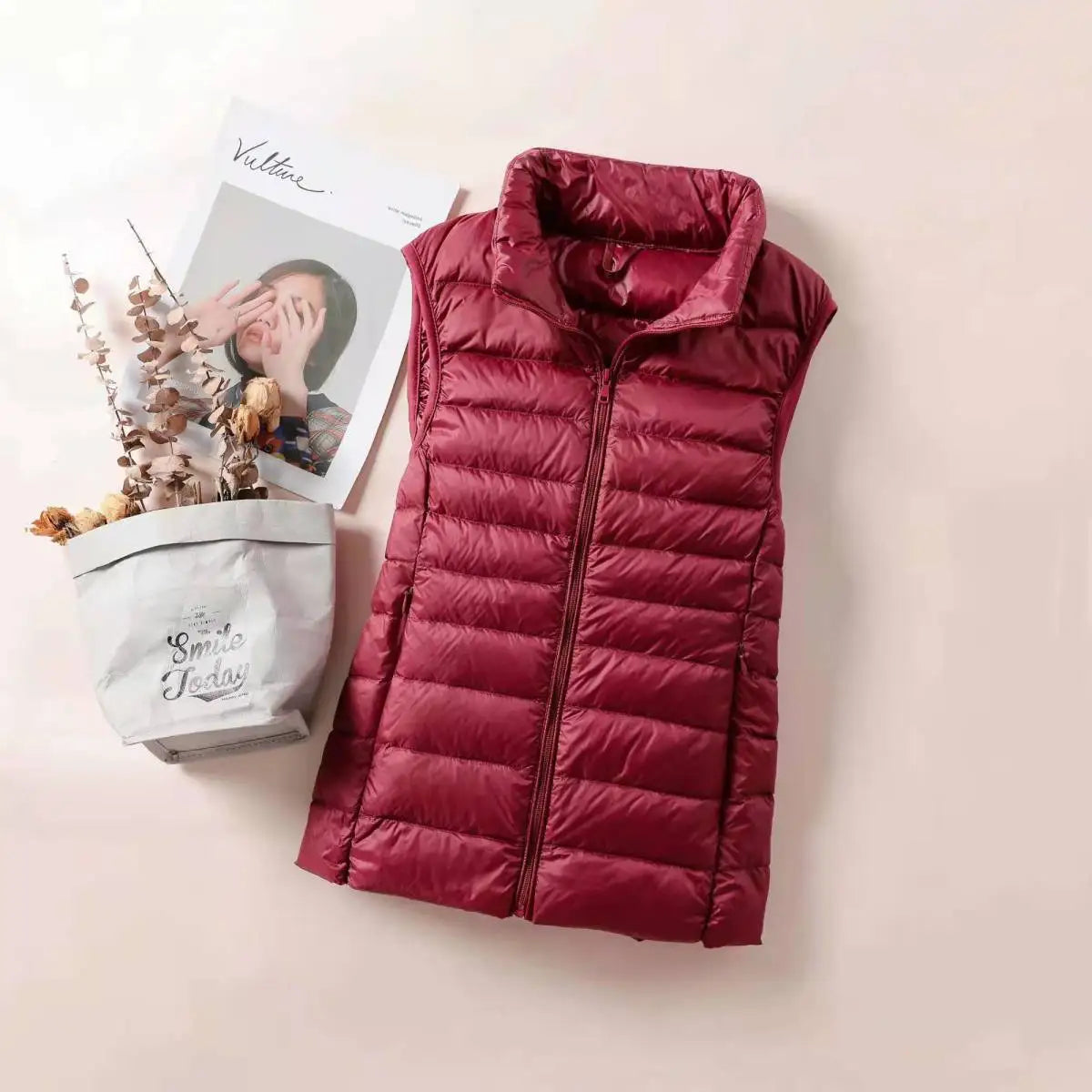 New 2026 Women Women Ultra Light Down Vests Slim Sleeveless Jacket Portable Girl Lightweight Windproof Waistcoat