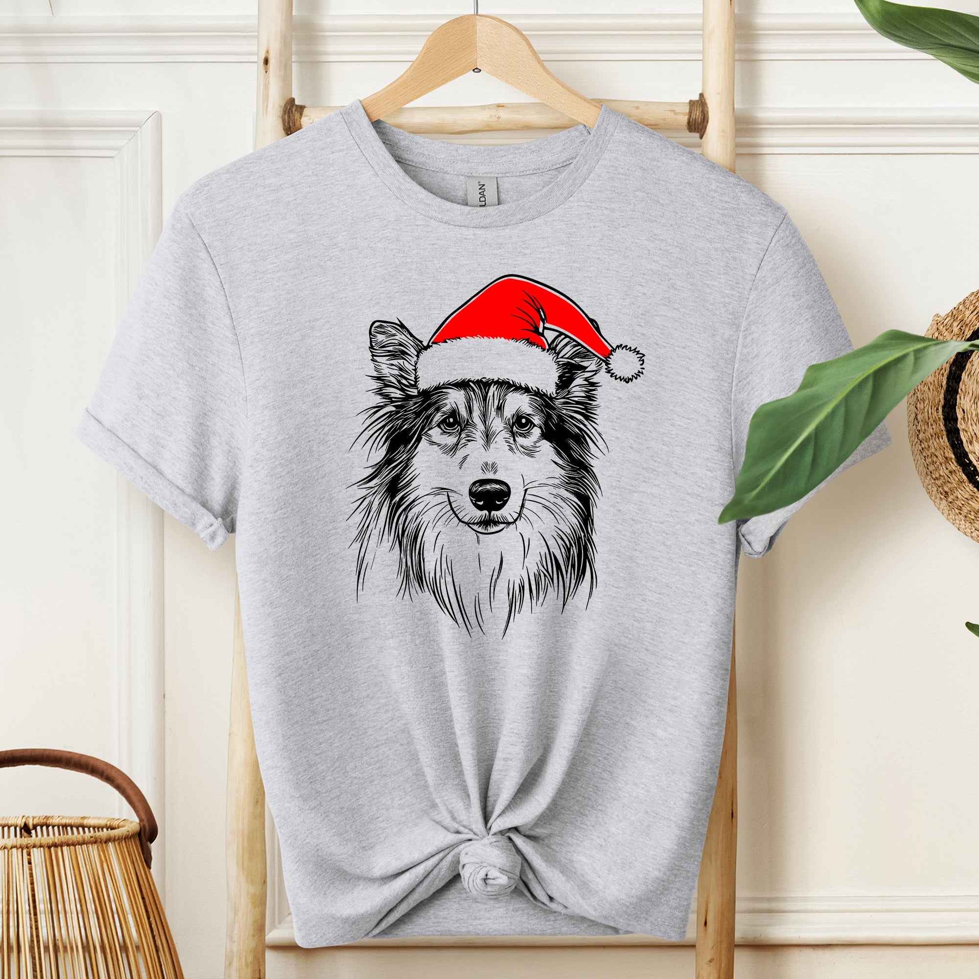 Sheltie Shetland Sheepdog Santa Christmas Dog Lover Holiday Edition For Pet Parents Comfort Colors Tee
