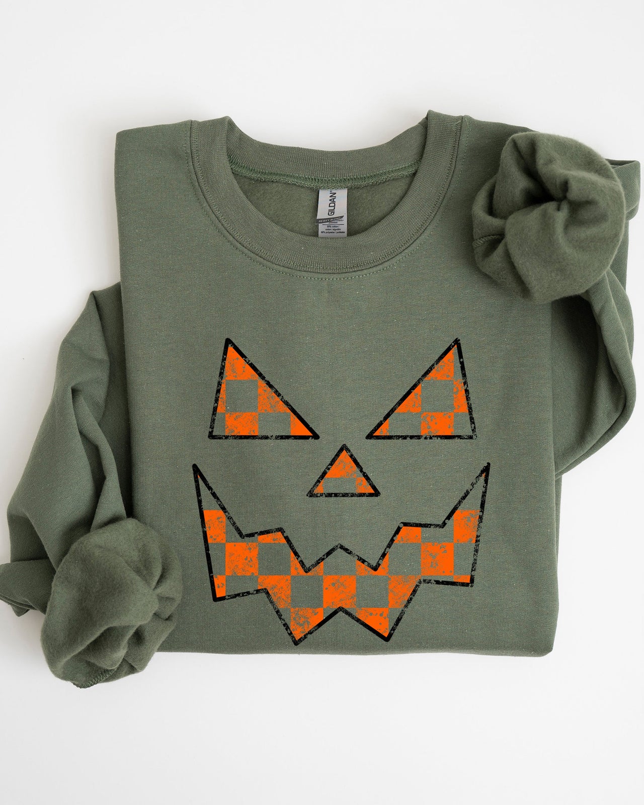 Spooky Jack-O-Lantern Retro Halloween Pumpkin Checkered Graphic Cozy Seasonal Sweatshirt