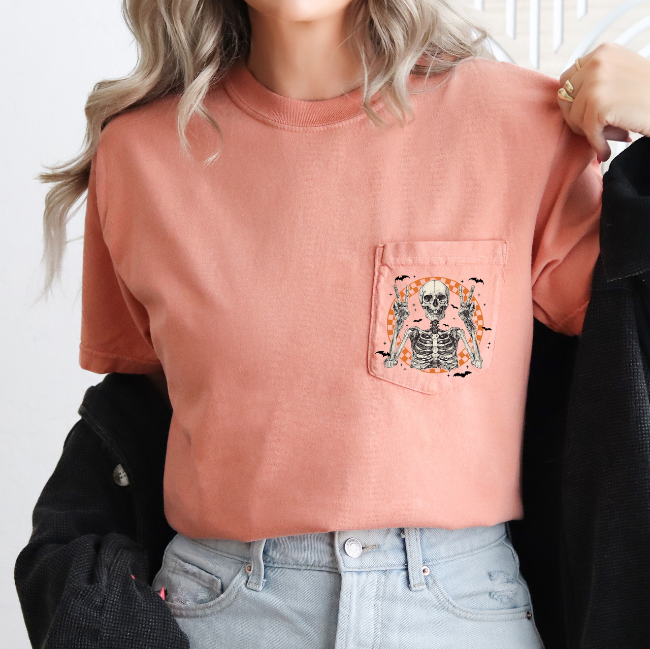 Skeleton Peace Checkered Halloween Pocket Juggling Jack-O'-Lanterns Comfort Colors Tee