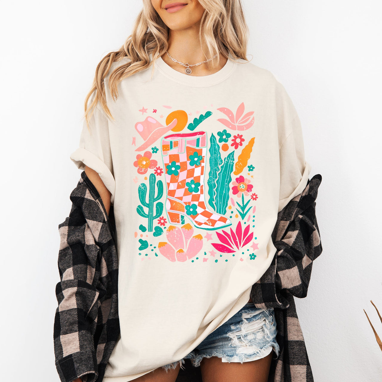 Summer Retro Cowboy Boot Cowgirl Floral Botanical Southwestern Western Print Artwork Comfort Colors Tee