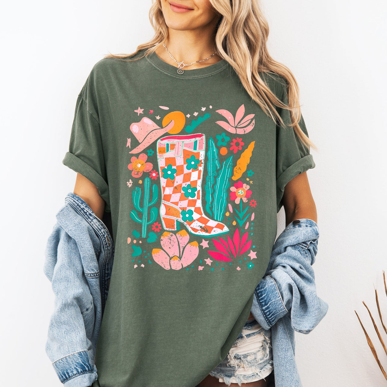 Summer Retro Cowboy Boot Cowgirl Floral Botanical Southwestern Western Print Artwork Comfort Colors Tee