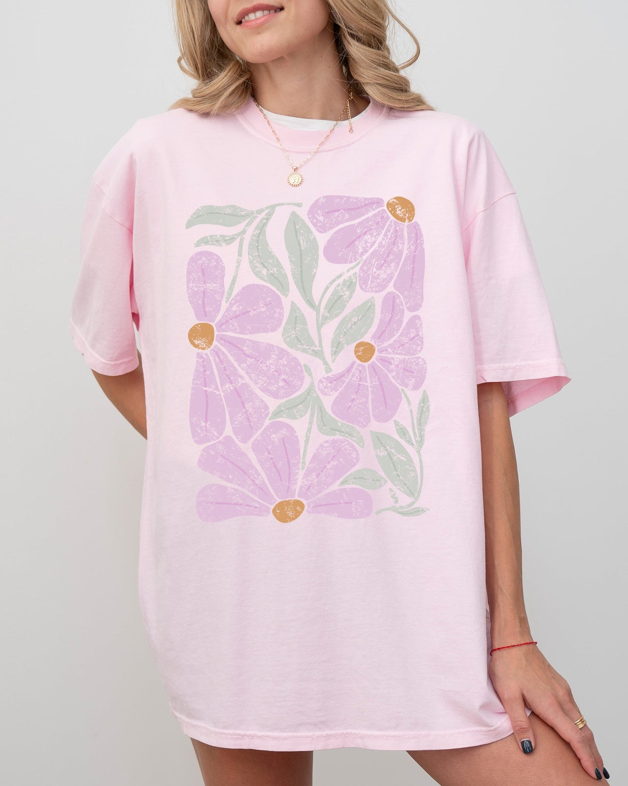Summery Gorgeous Abstract Flowers Boho Floral Design Summer Vibes Gardening Festival Nature Comfort Colors Tee