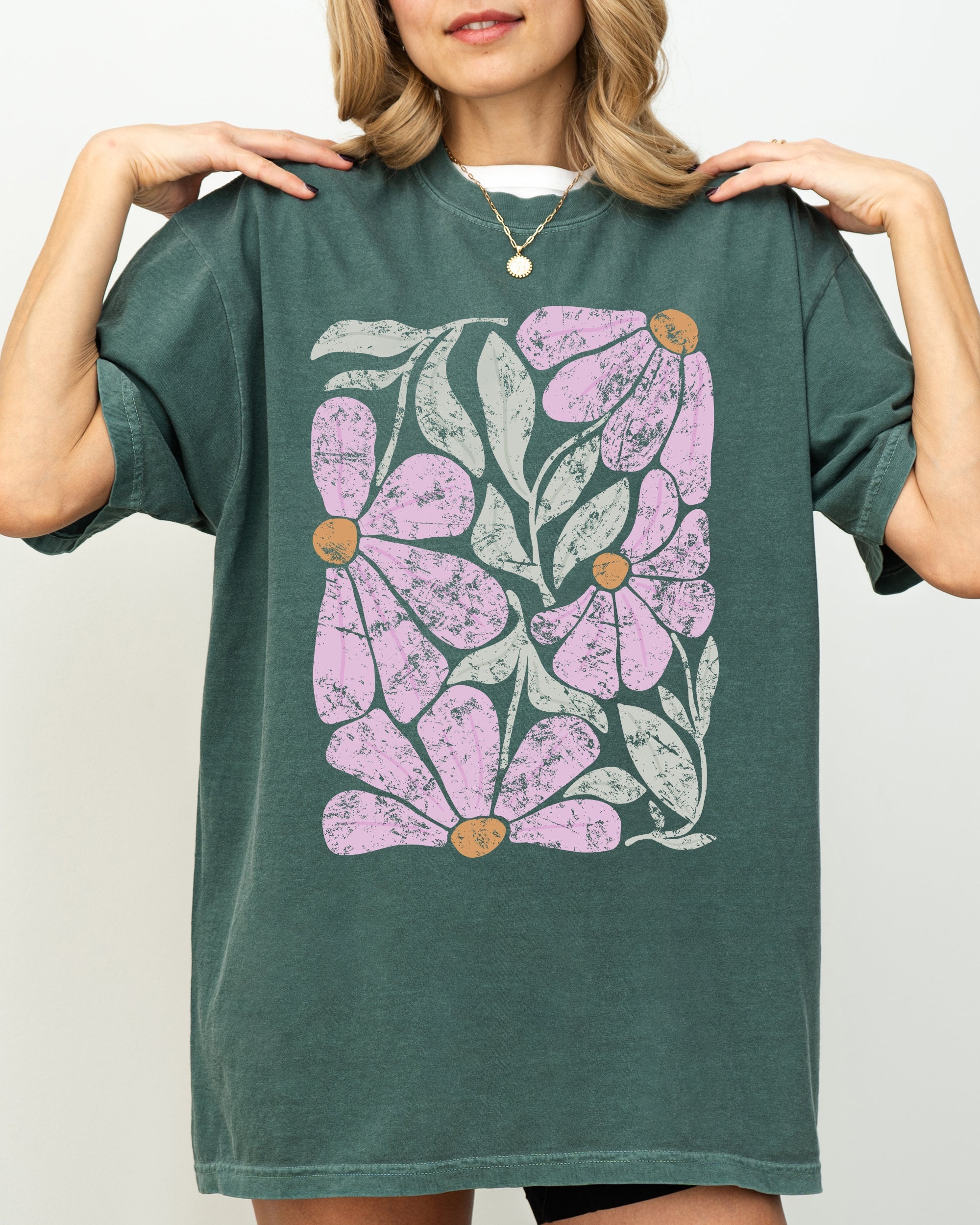 Summery Gorgeous Abstract Flowers Boho Floral Design Summer Vibes Gardening Festival Nature Comfort Colors Tee
