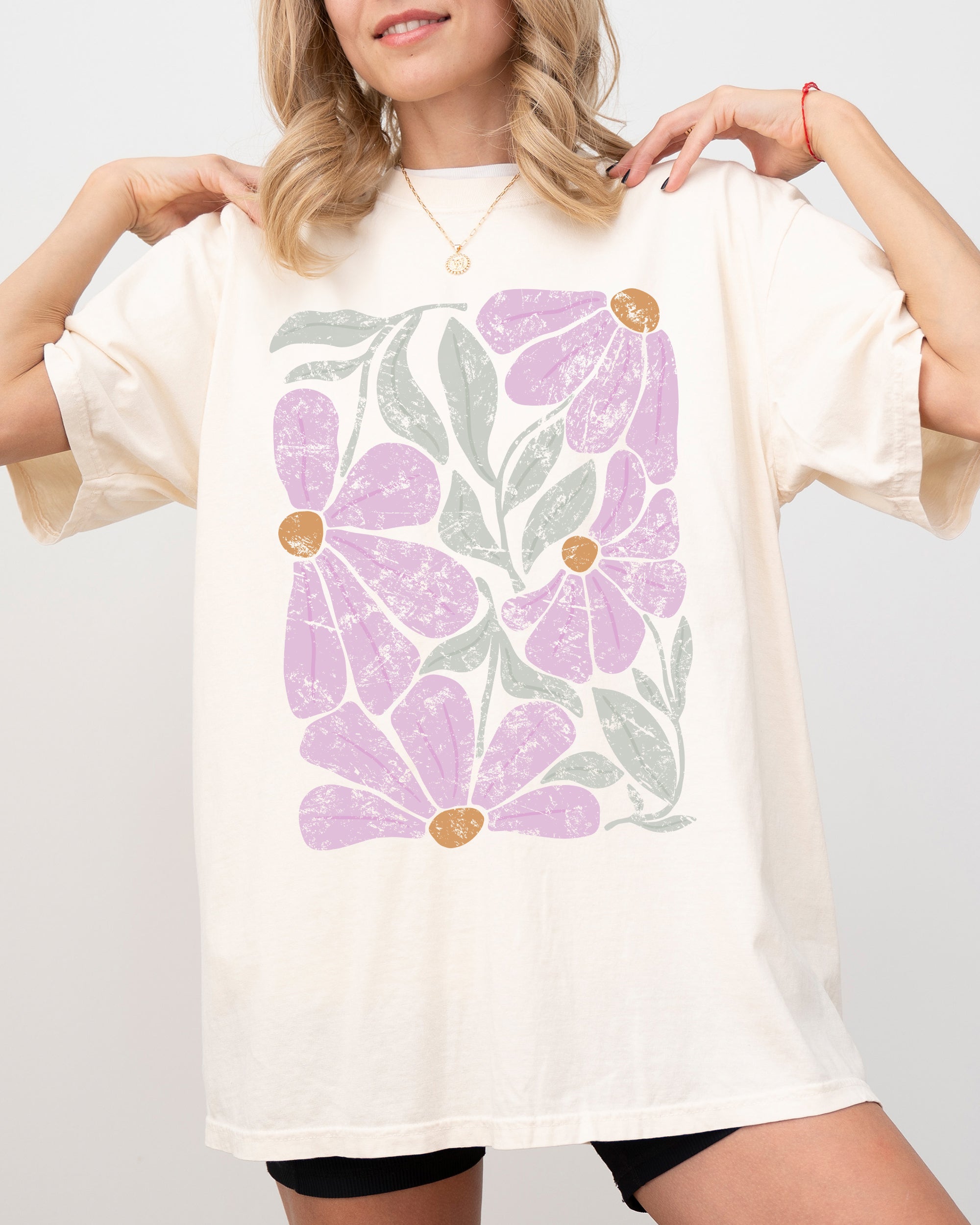 Summery Gorgeous Abstract Flowers Boho Floral Design Summer Vibes Gardening Festival Nature Comfort Colors Tee