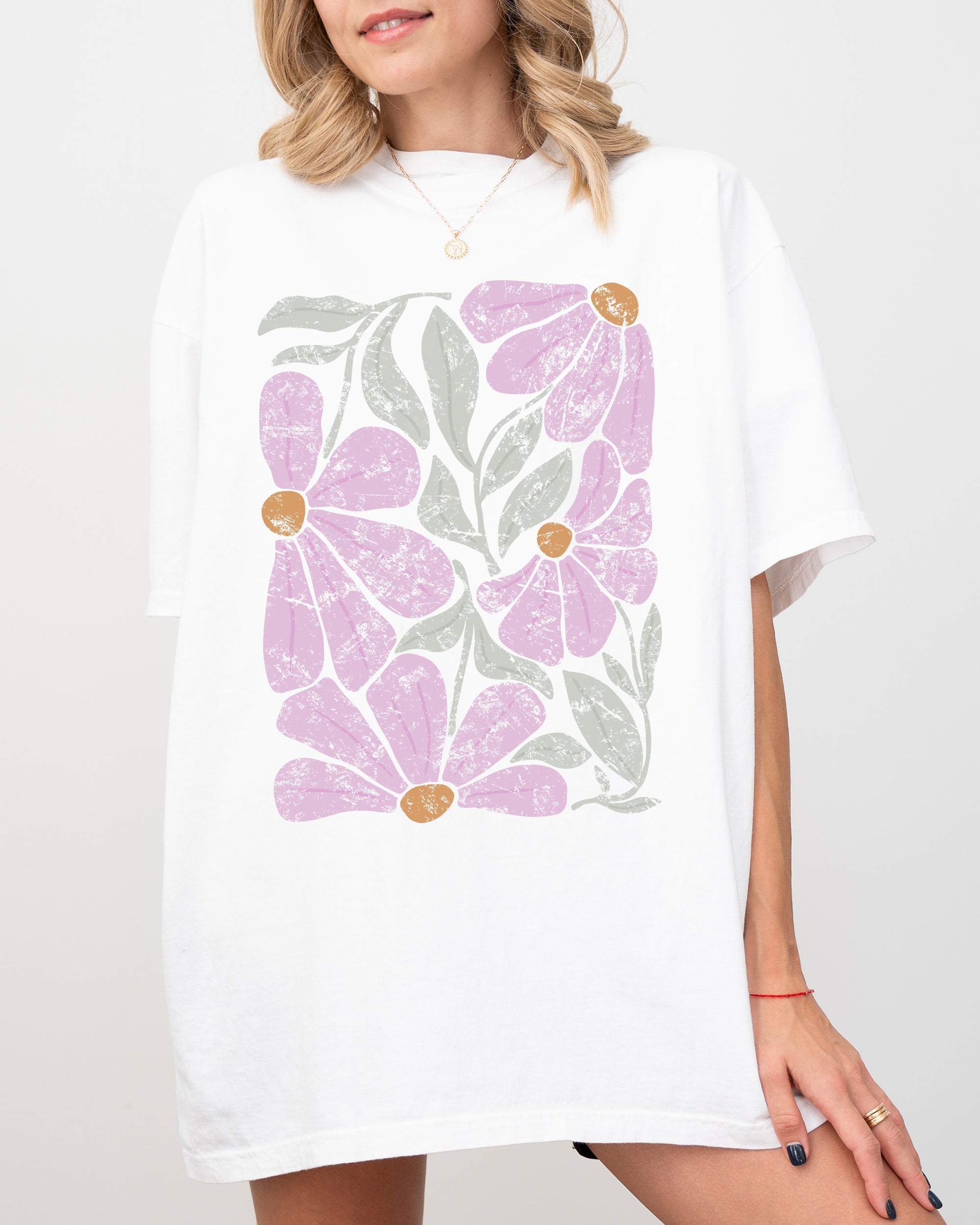Summery Gorgeous Abstract Flowers Boho Floral Design Summer Vibes Gardening Festival Nature Comfort Colors Tee