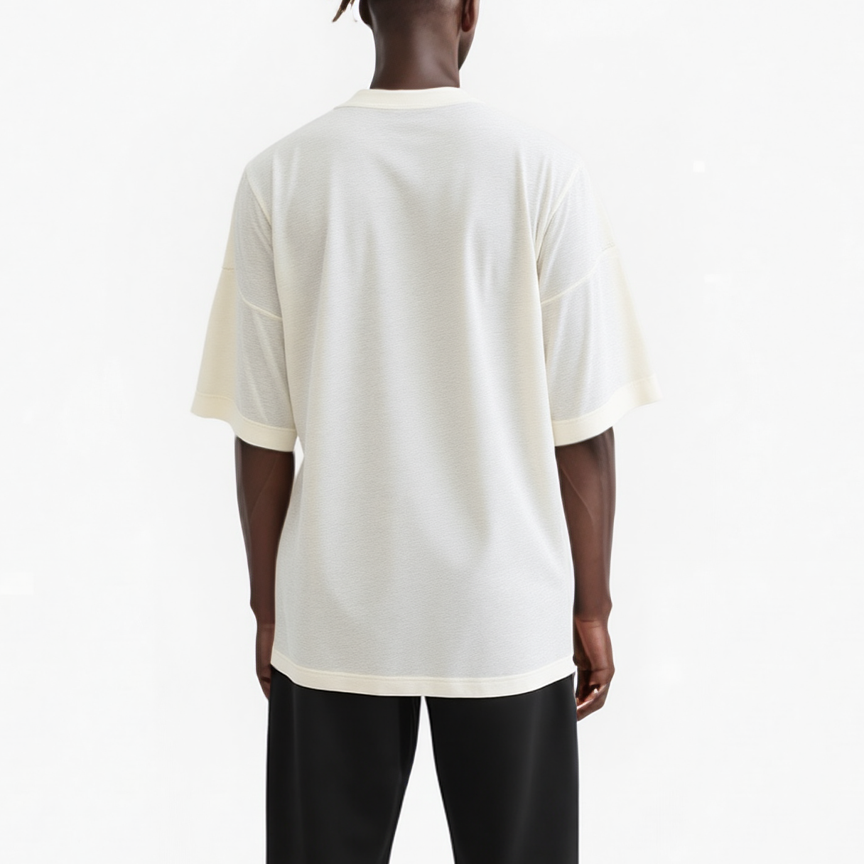 Konus Men's Short Sleeve Graphic Tee in White