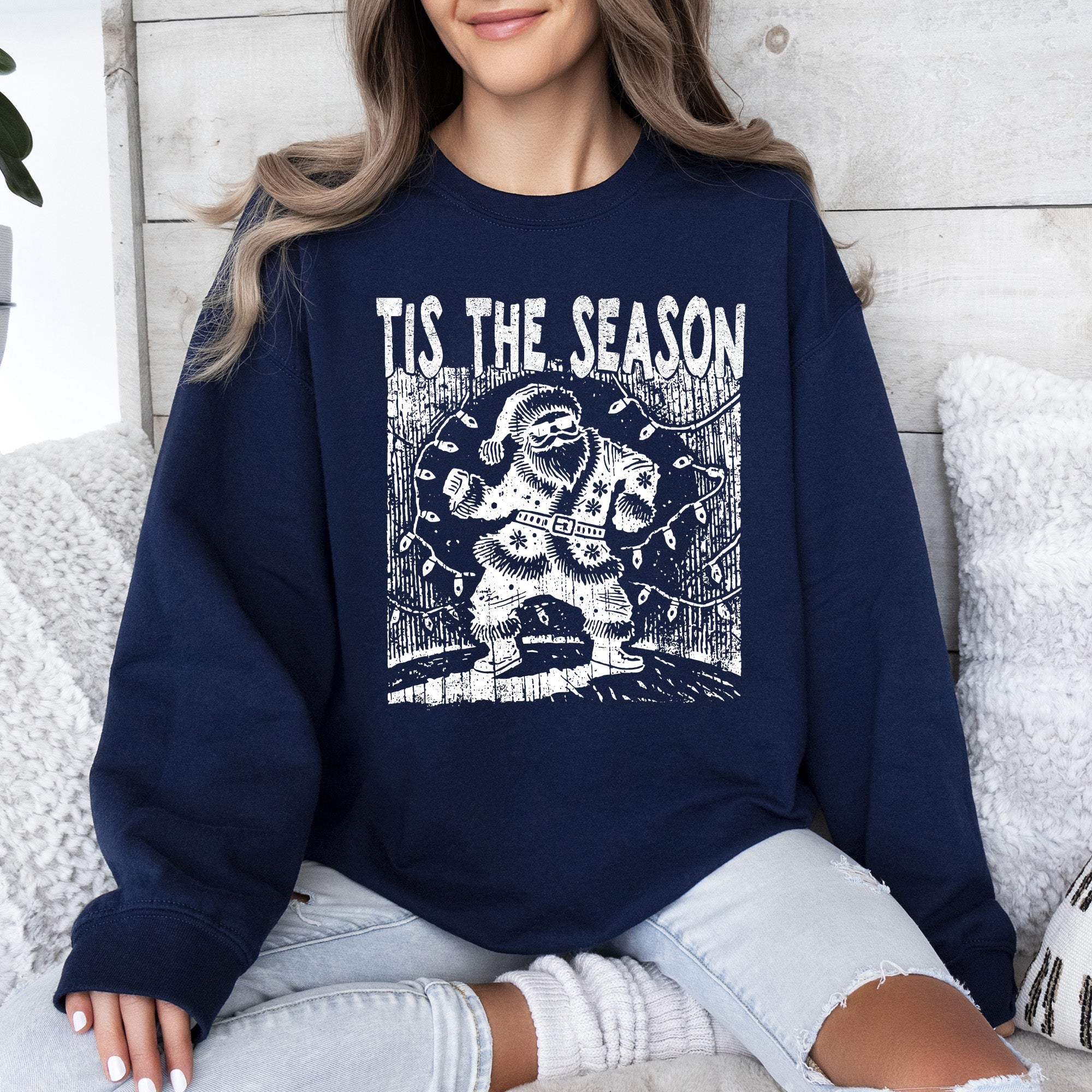 Tis The Season Dancing Santa Geese Christmas Parade Vintage Holiday Party Retro Sweatshirt