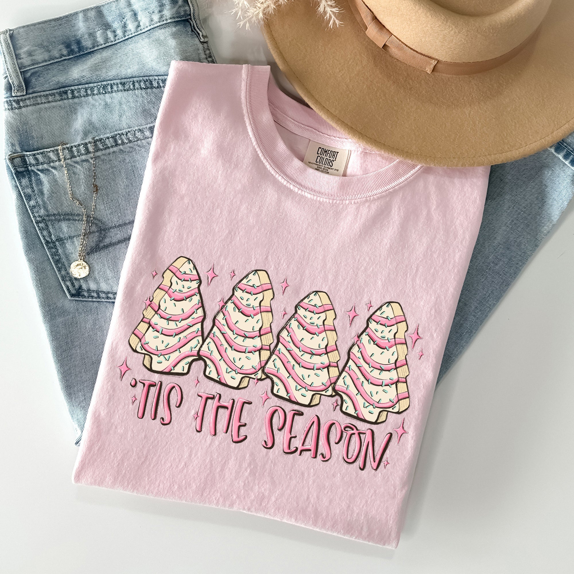 Tis The Season Pink Christmas Cakes Cute Treat Winter Santa Xmas Comfort Colors Tee