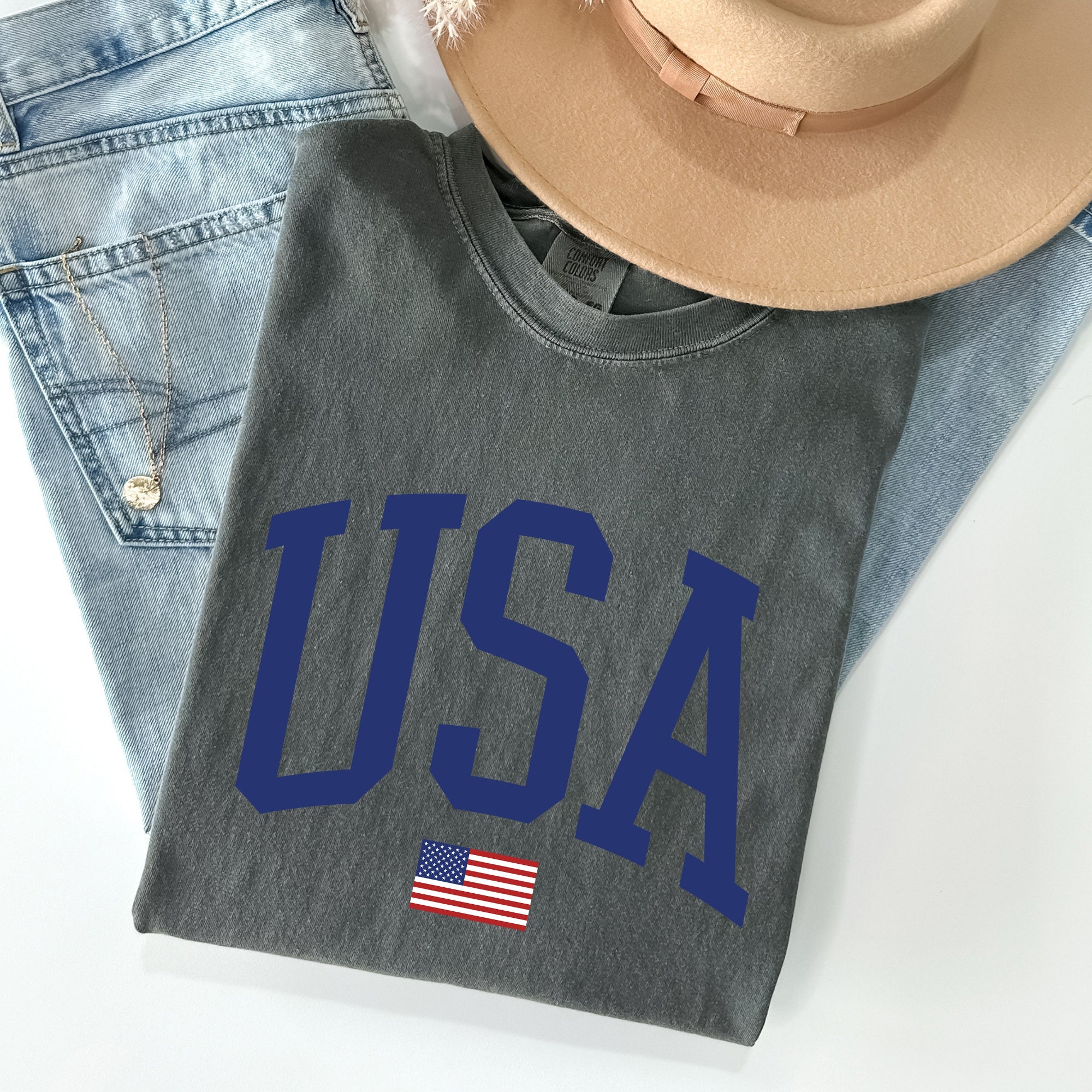 USA Flag Patriotic Emblem Celebrating Independence Day USA Pride Comfort Colors Tee