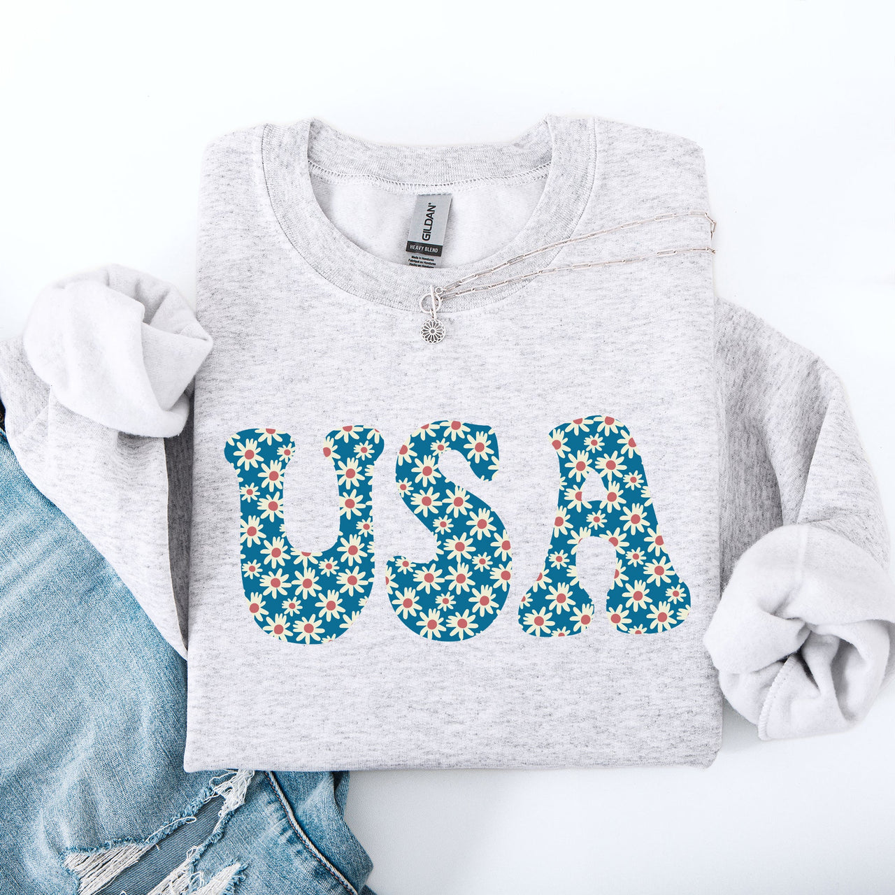 USA Retro Daisies Patriotic America Fourth of July Vintage Inspired Graphic Celebration Edition Sweatshirt