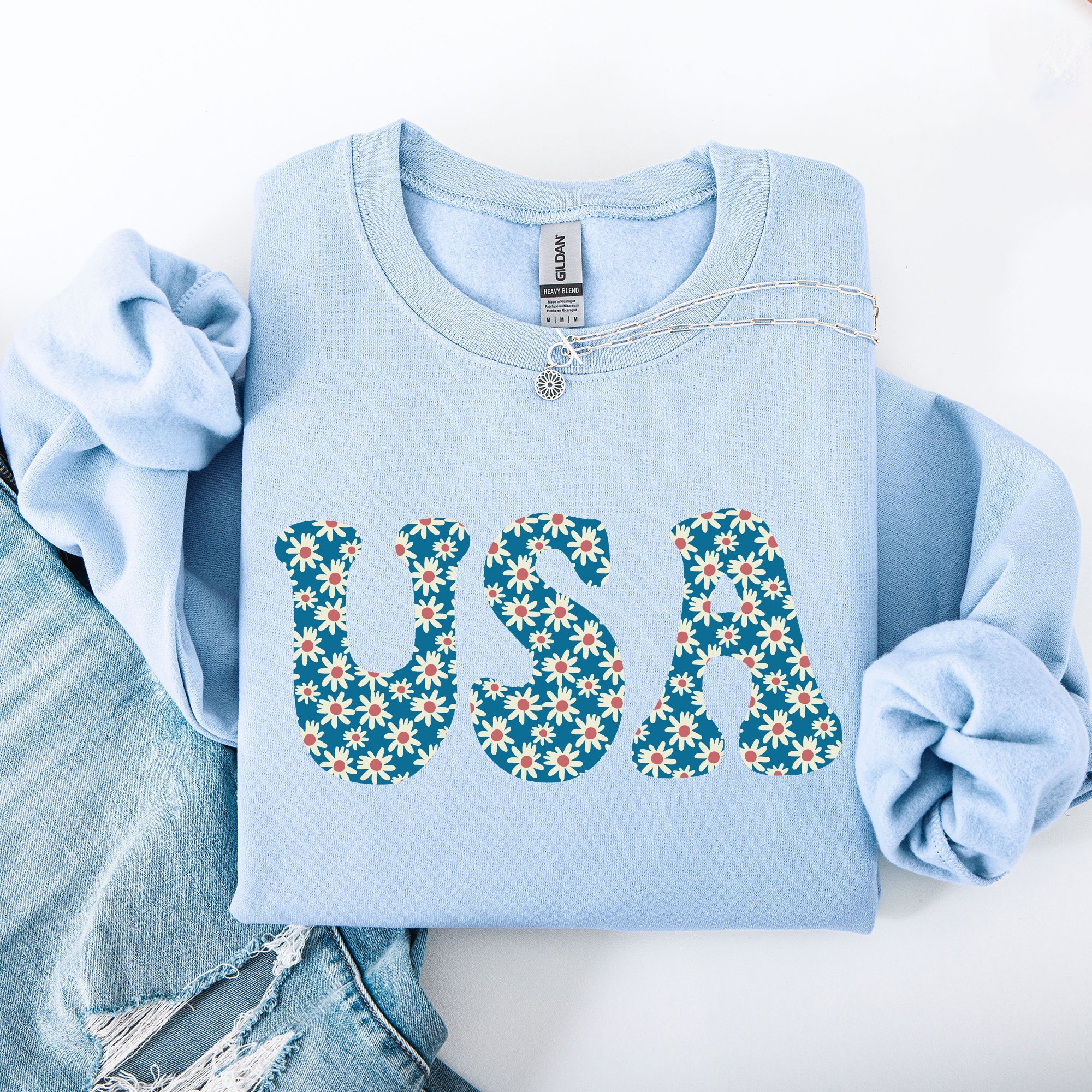 USA Retro Daisies Patriotic America Fourth of July Vintage Inspired Graphic Celebration Edition Sweatshirt