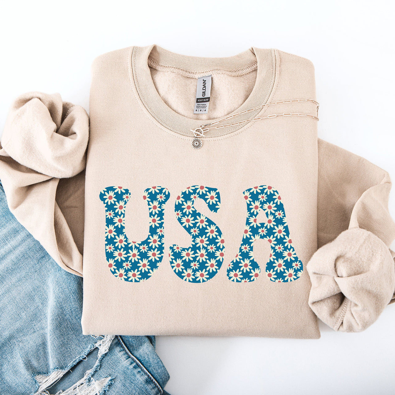 USA Retro Daisies Patriotic America Fourth of July Vintage Inspired Graphic Celebration Edition Sweatshirt