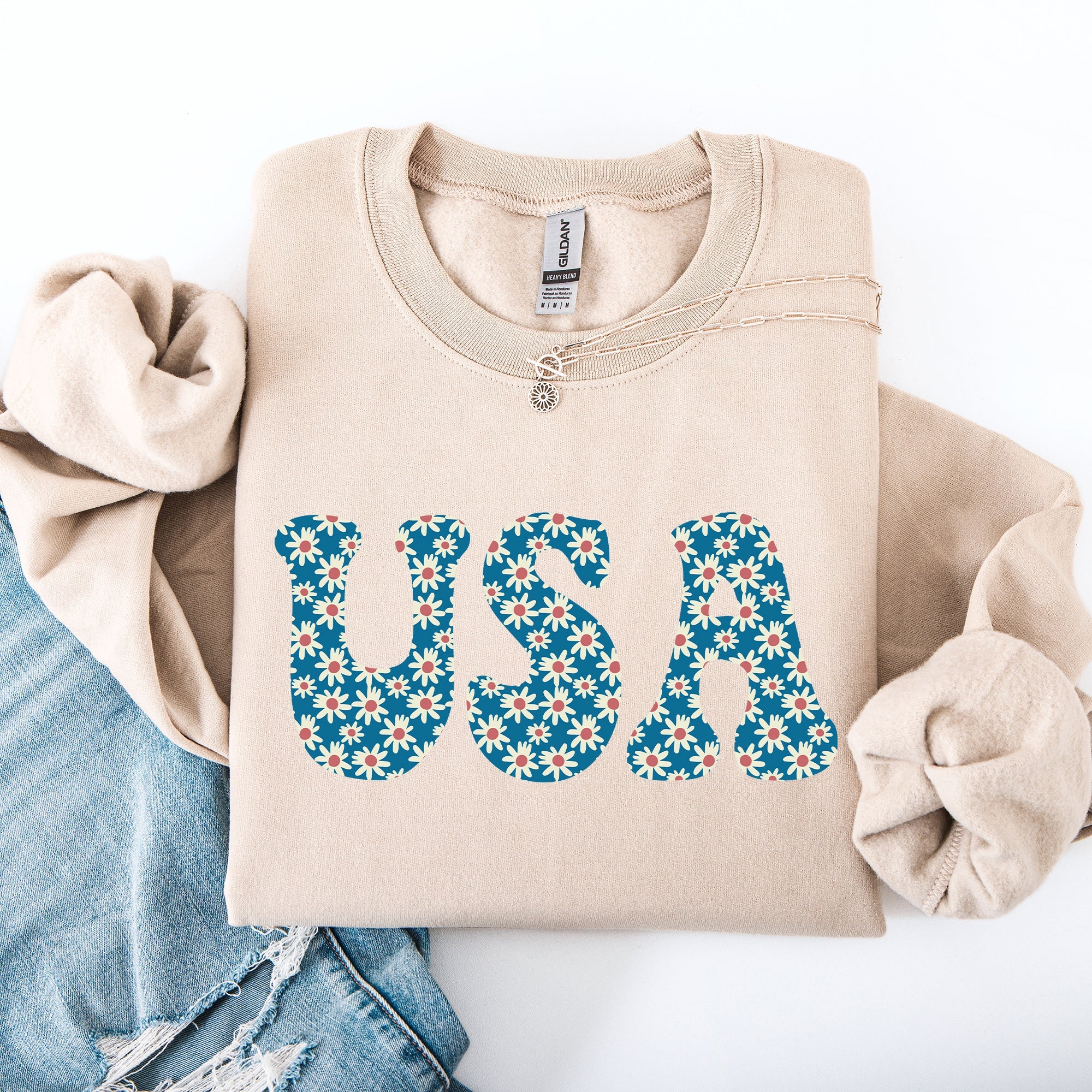 USA Retro Daisies Patriotic America Fourth of July Vintage Inspired Graphic Celebration Edition Sweatshirt