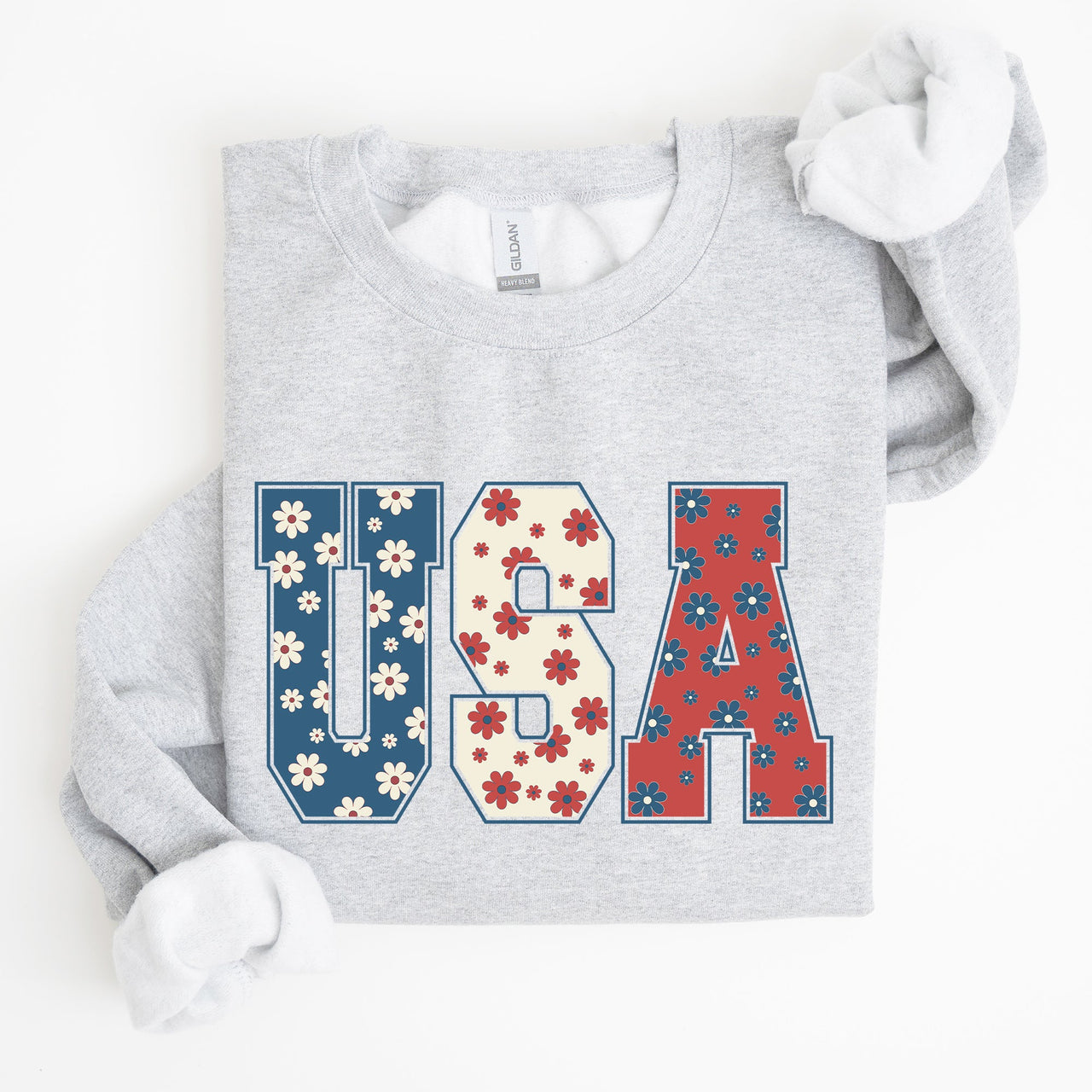 USA Floral Print Patriotic Flag and Stars Design Celebrating American Pride for Everyday Wear Sweatshirt