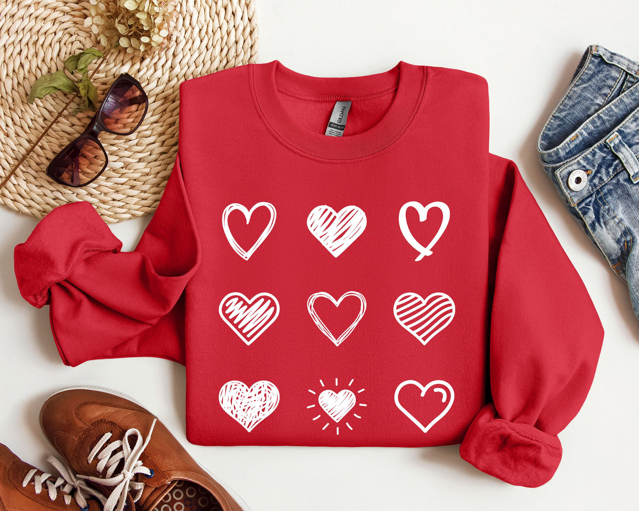 Retro Cute Hearts Vintage Valentine Edition Ultra Soft Brushed Thermal Cozy Fleece Sweatshirt