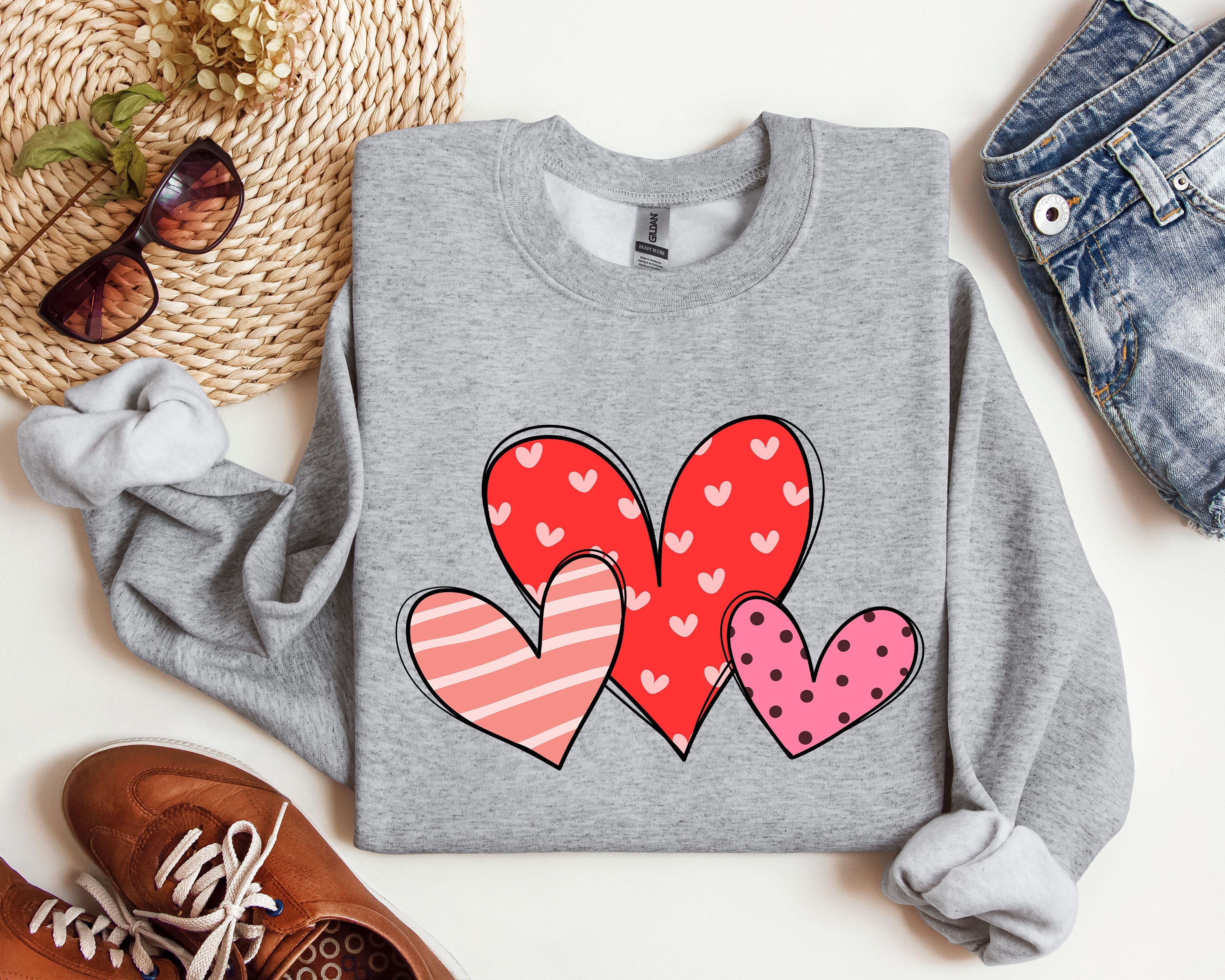 Retro Hearts Set Vintage Valentine's Day Nostalgic Heart Garland And Cupid Motif Sweatshirt