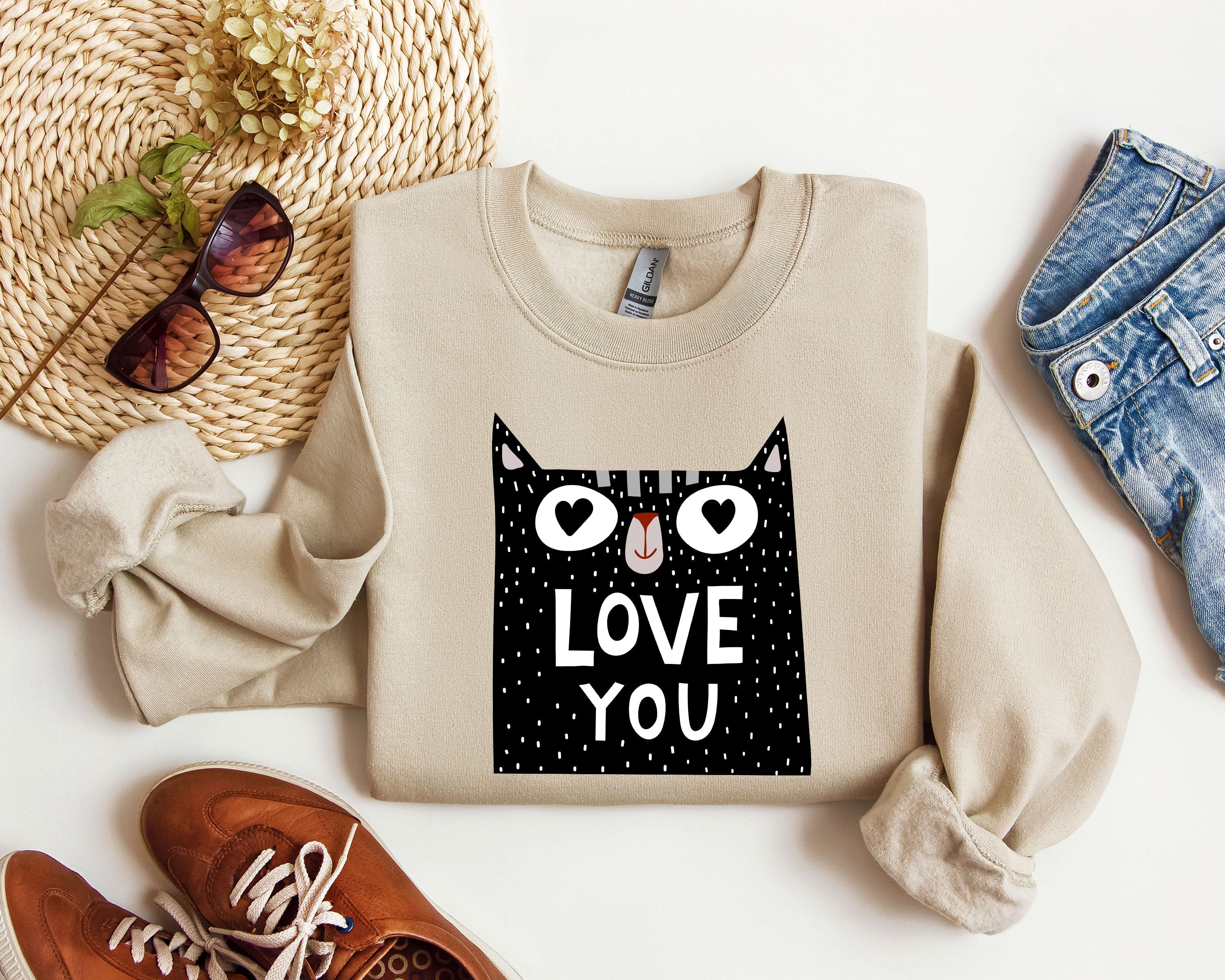 Retro Mini Cat Vintage Valentine's Day Extra Soft Cozy Fleece For Cat Lovers Graphic Sweatshirt