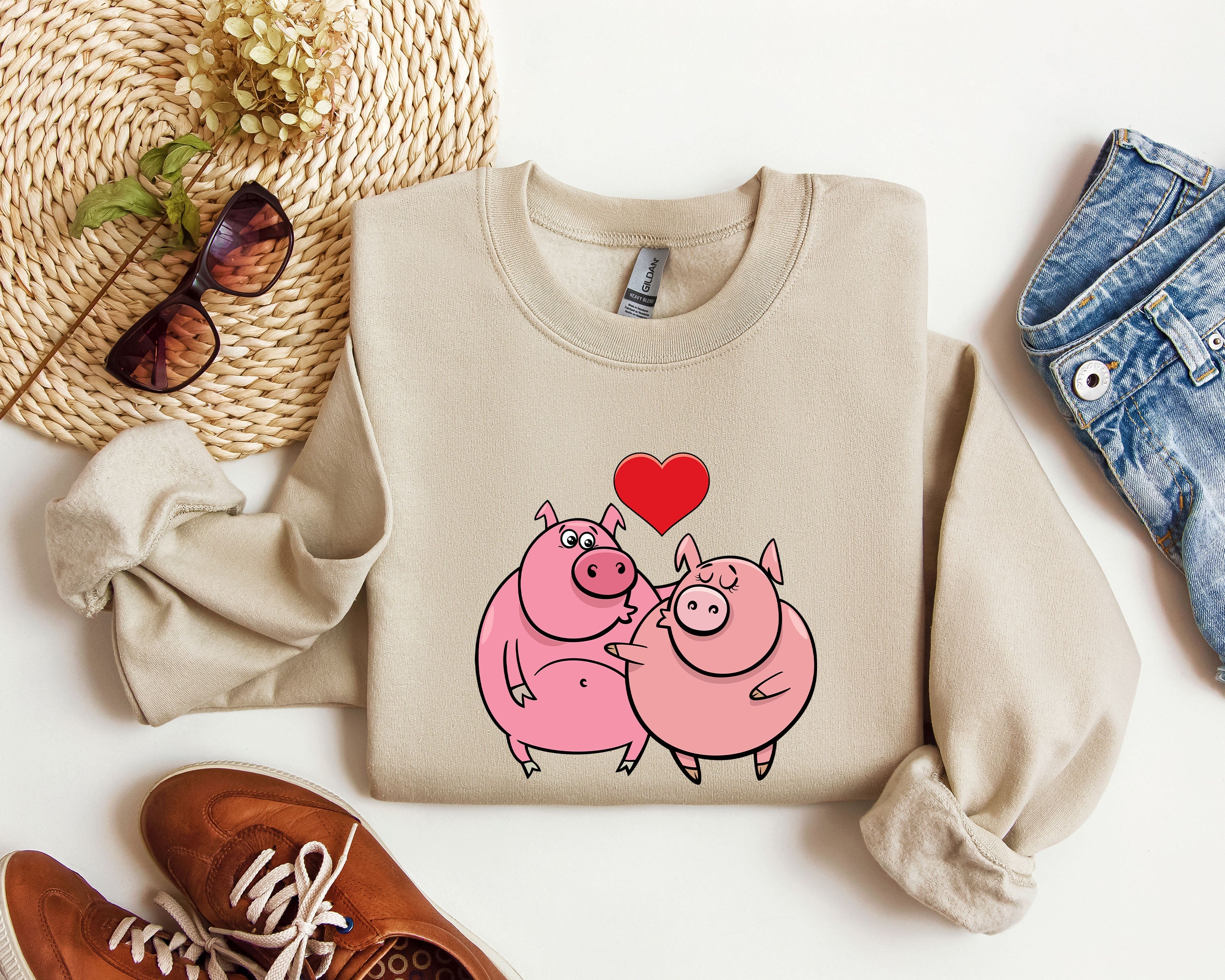 Retro Pig Lovers Funny Vintage Valentine's Day Cozy Casual Everyday Premium Sweatshirt