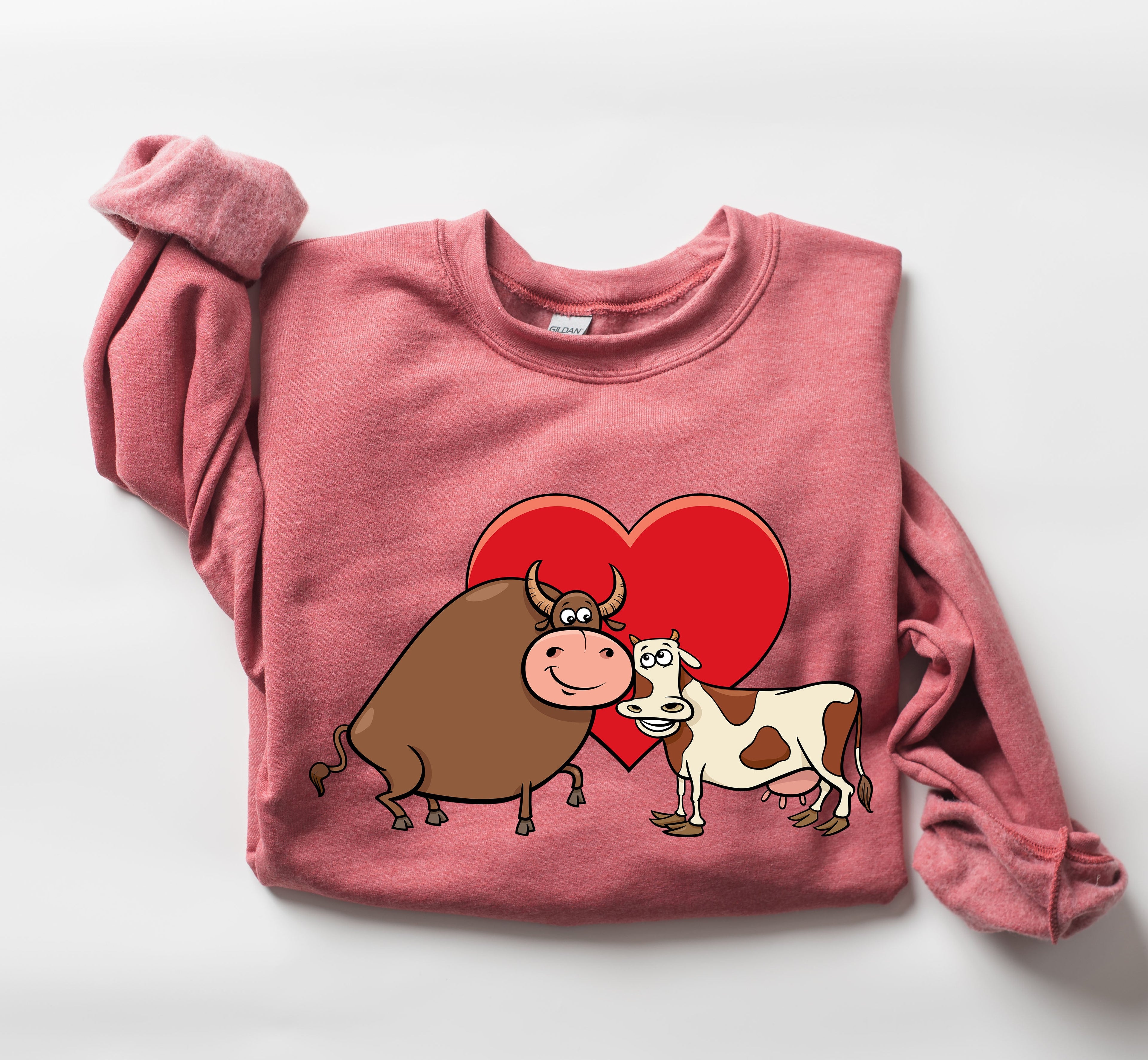 Retro Cow Lovers Vintage Valentine's Day Theme For Cow Enthusiasts And Humor Fans Sweatshirt