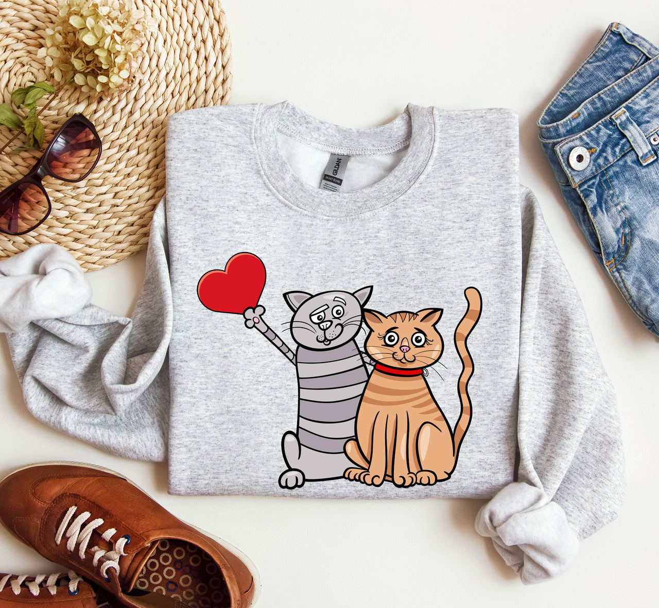 Retro Cat Lovers Vintage Valentines Day Silhouette Graphic Classic Edition Sweatshirt