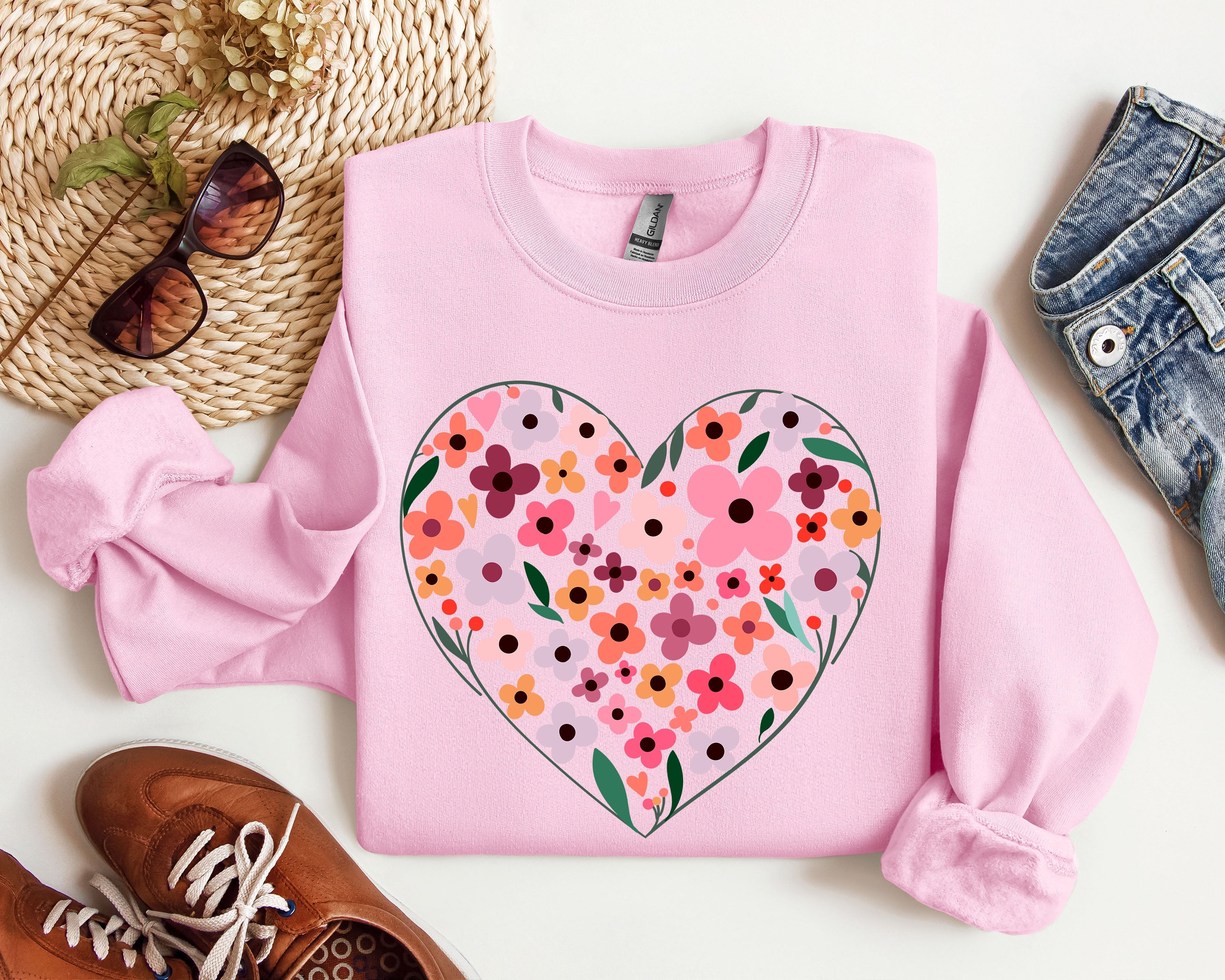 Wildflowers Heart Vintage Valentines Day Floral Bloom Theme With Romantic Garden Imagery Sweatshirt