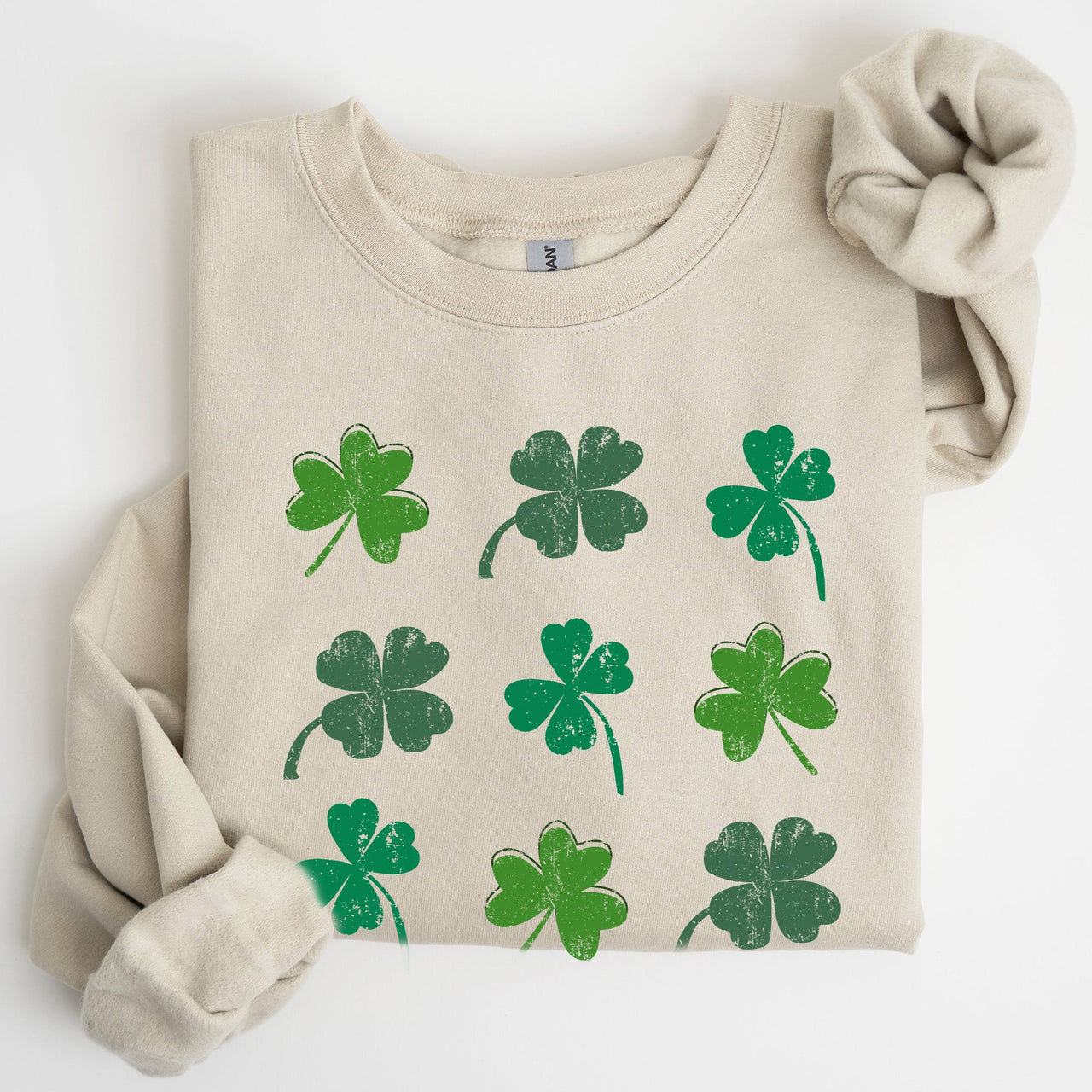 Vintage Shamrocks Ireland Clover St Patrick's Day Irish Heritage Collectible Sweatshirt