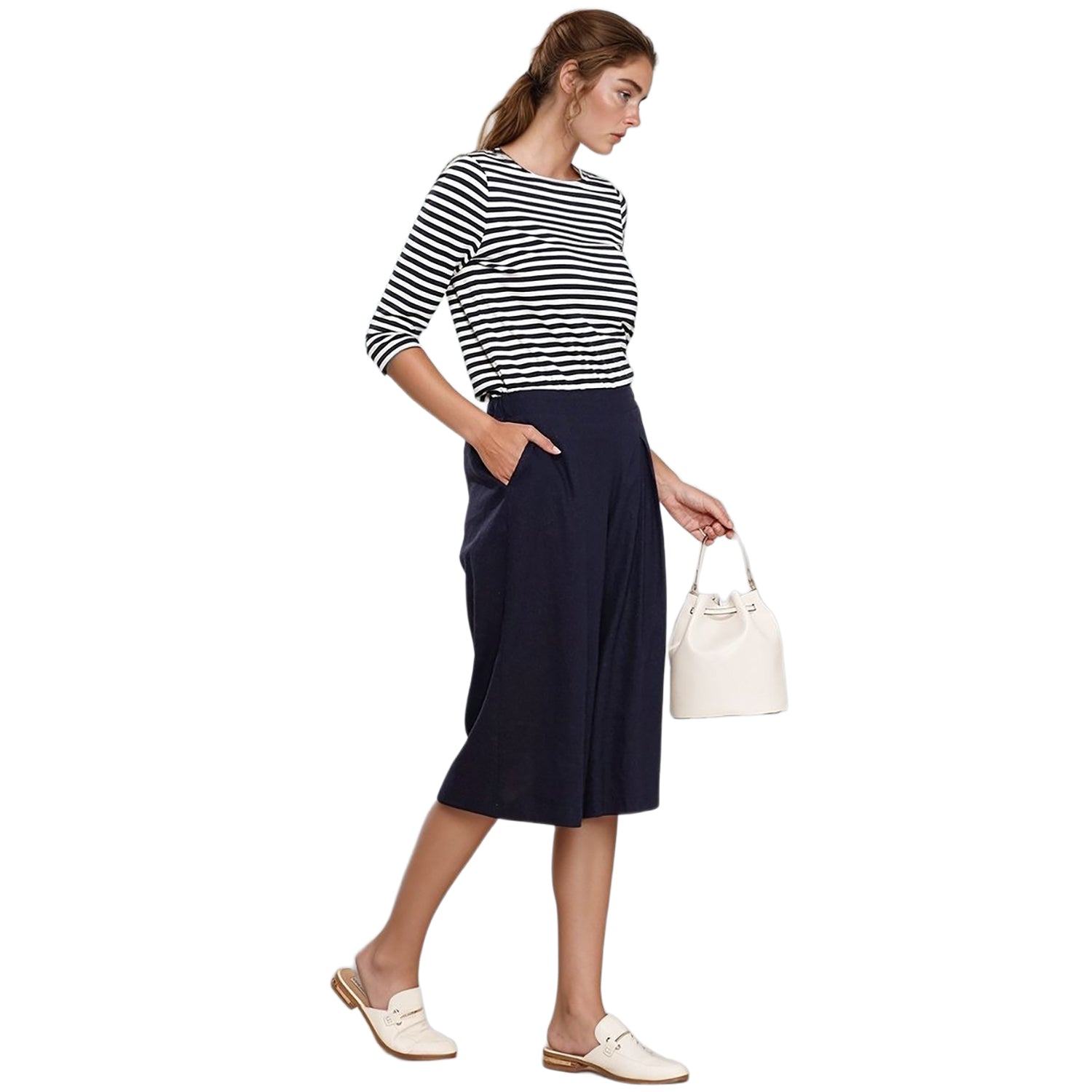 Pleione Women's Pleated Wide Leg Capris