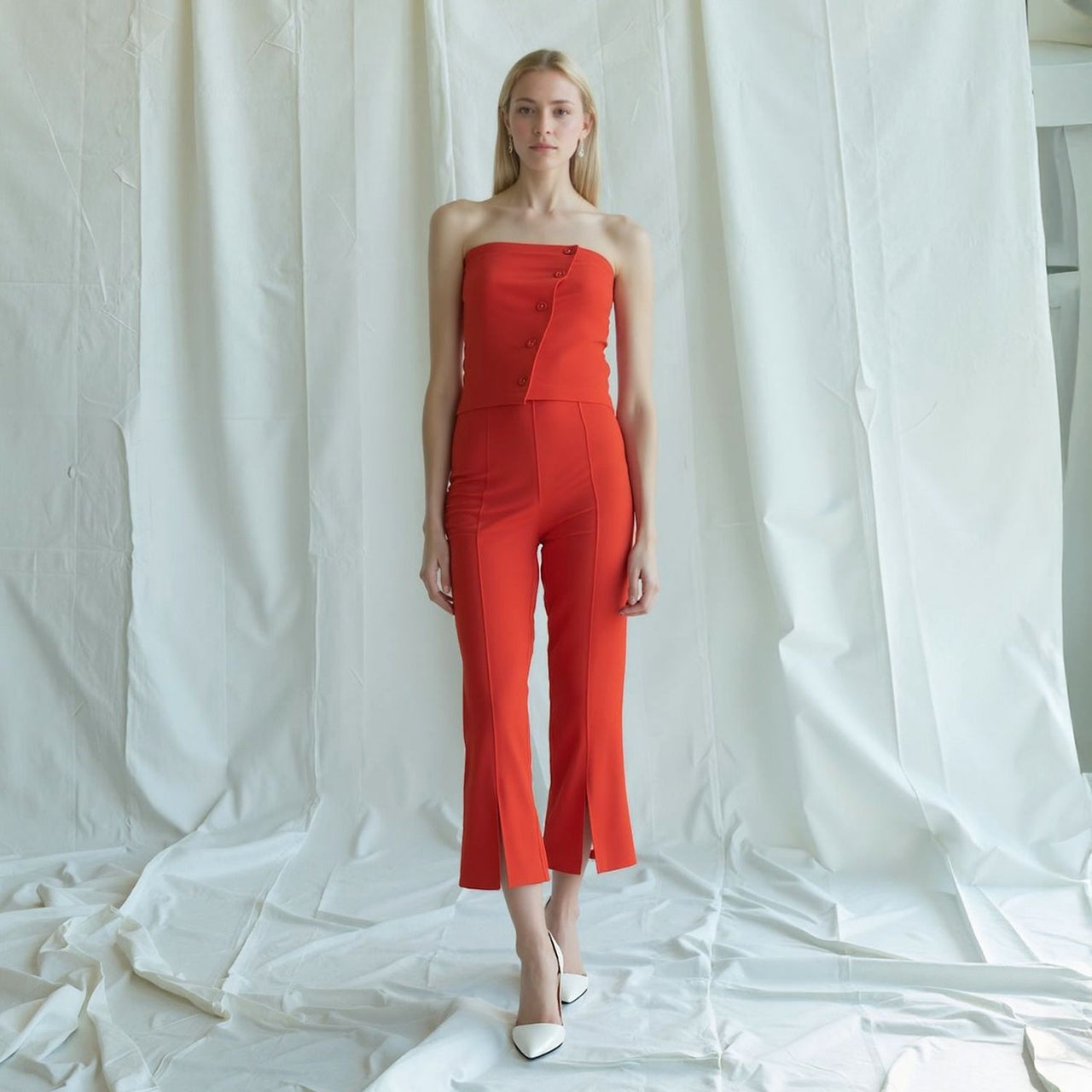 Women's High-Waisted Cropped Pants In Poppy Red