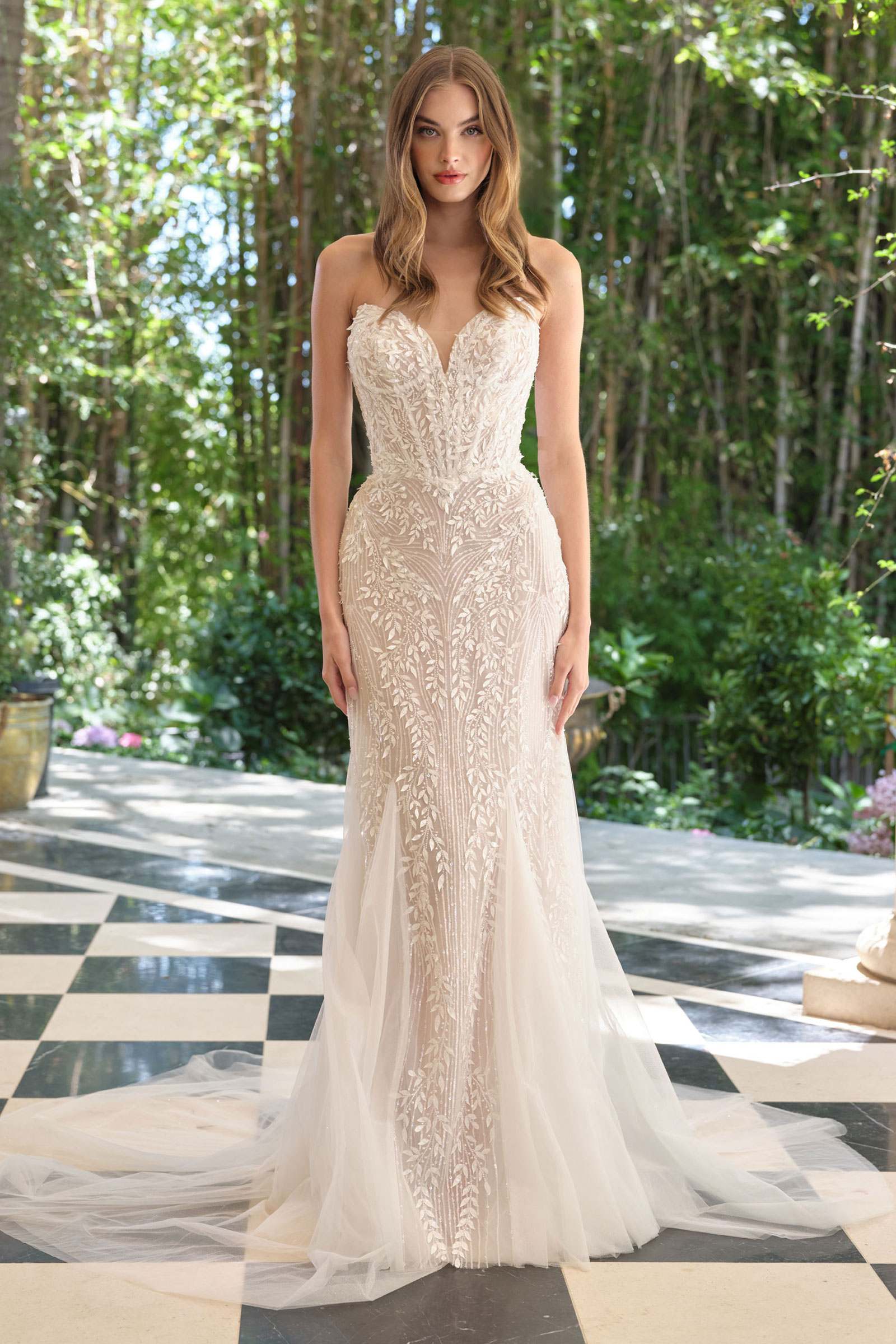 Andrea & Leo WL060 Mermaid Bridal Gown Veil Included