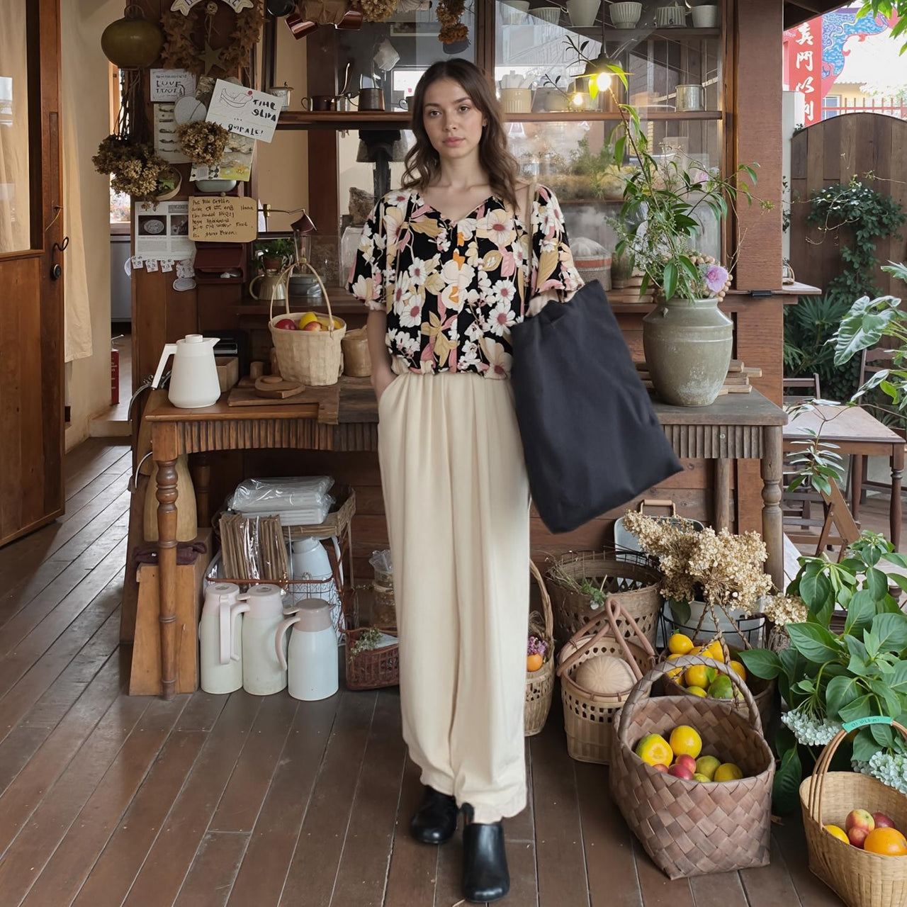 Pleione V-Neck Short Sleeve Bubble Hem Top in Multi